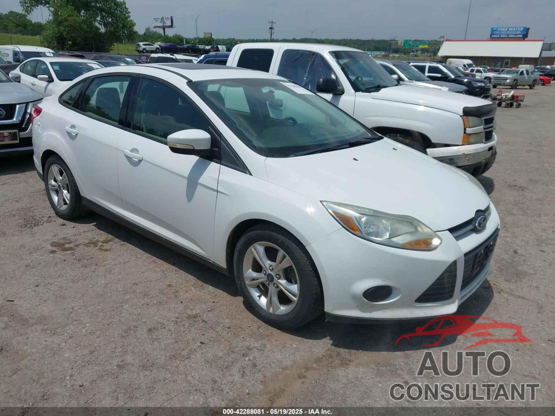 FORD FOCUS 2014 - 1FADP3F23EL258029