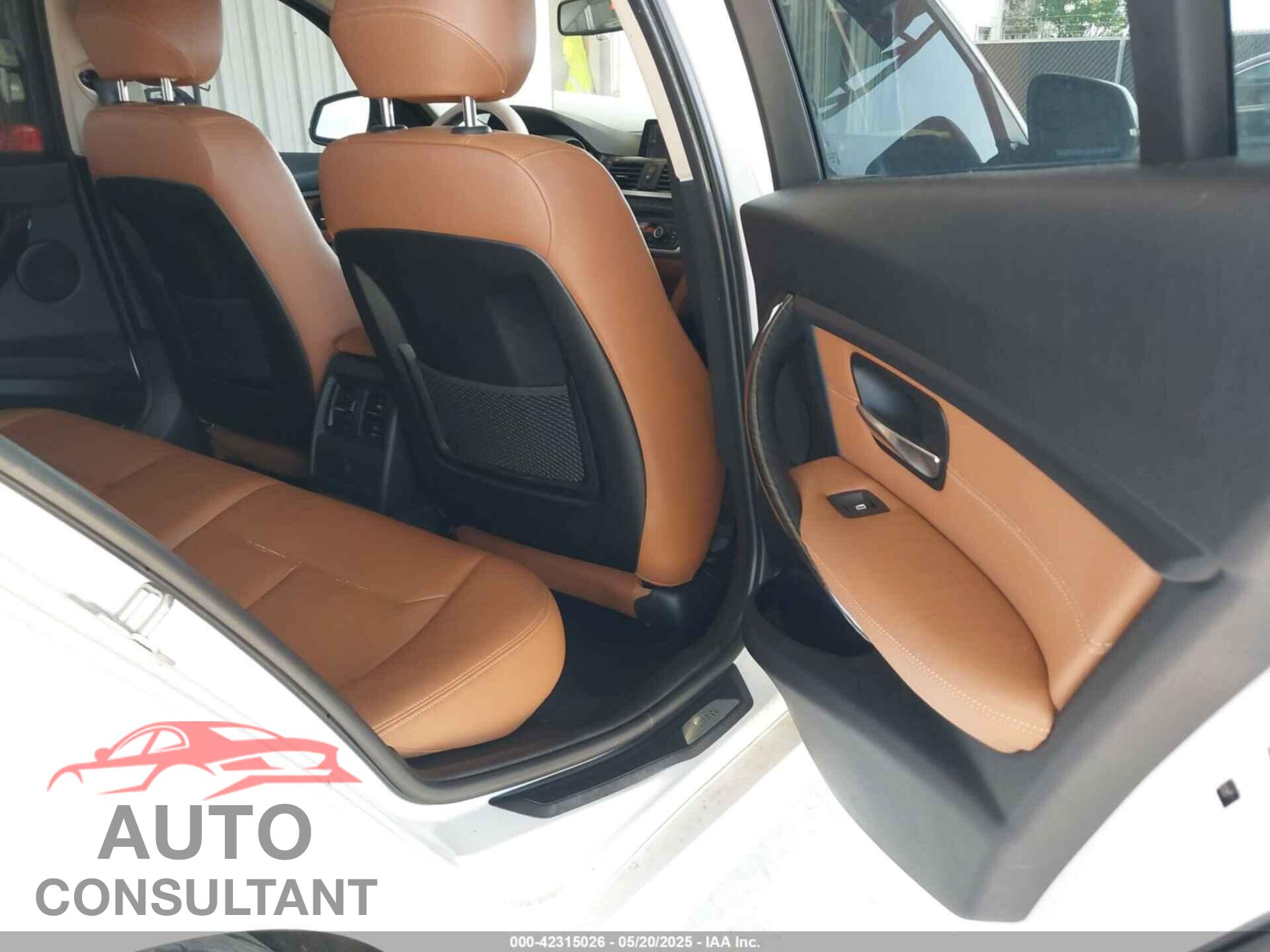 BMW 328I 2013 - WBA3A5G58DNP19818