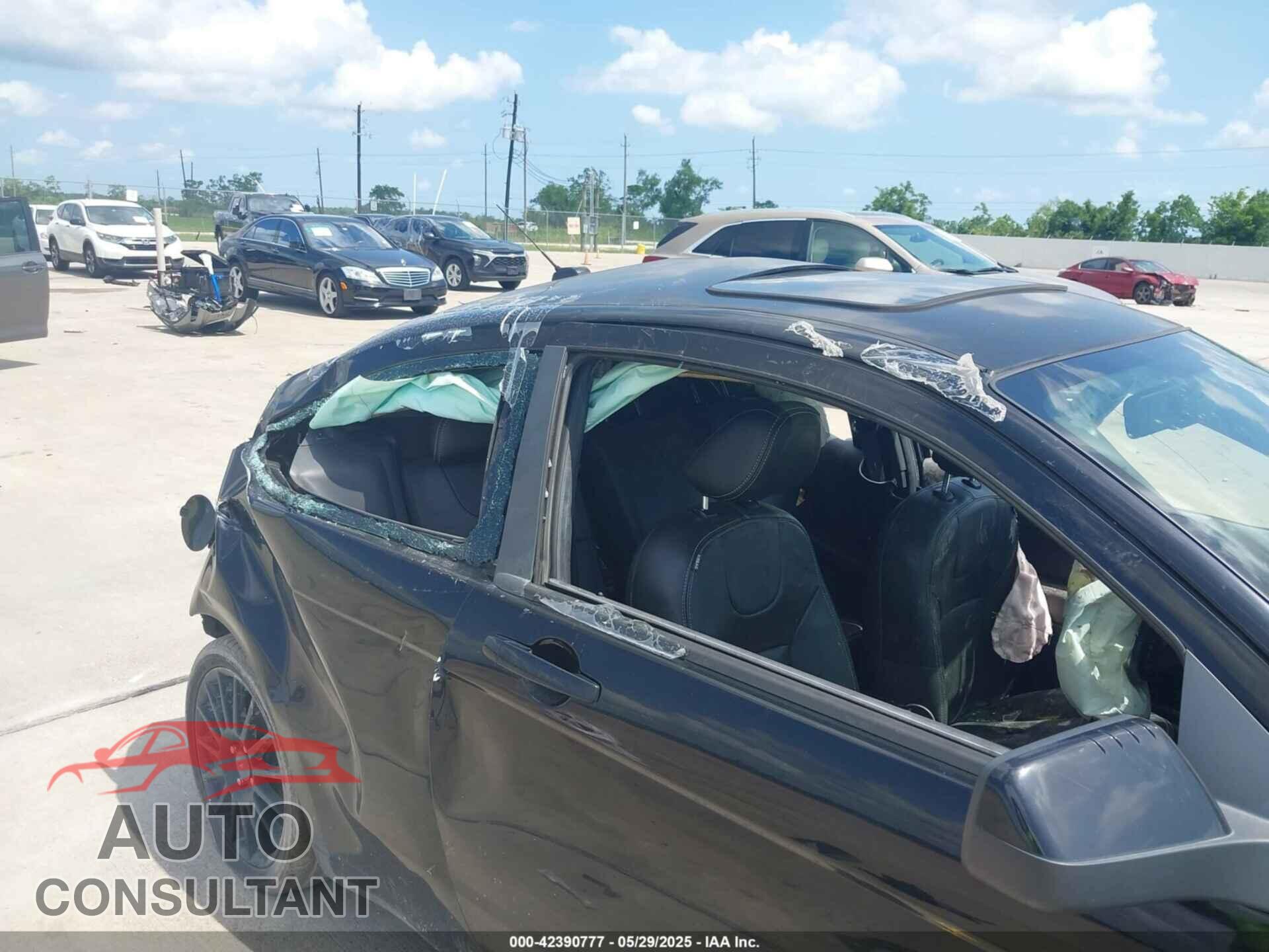 FORD FOCUS 2009 - 1FAHP33N59W256674