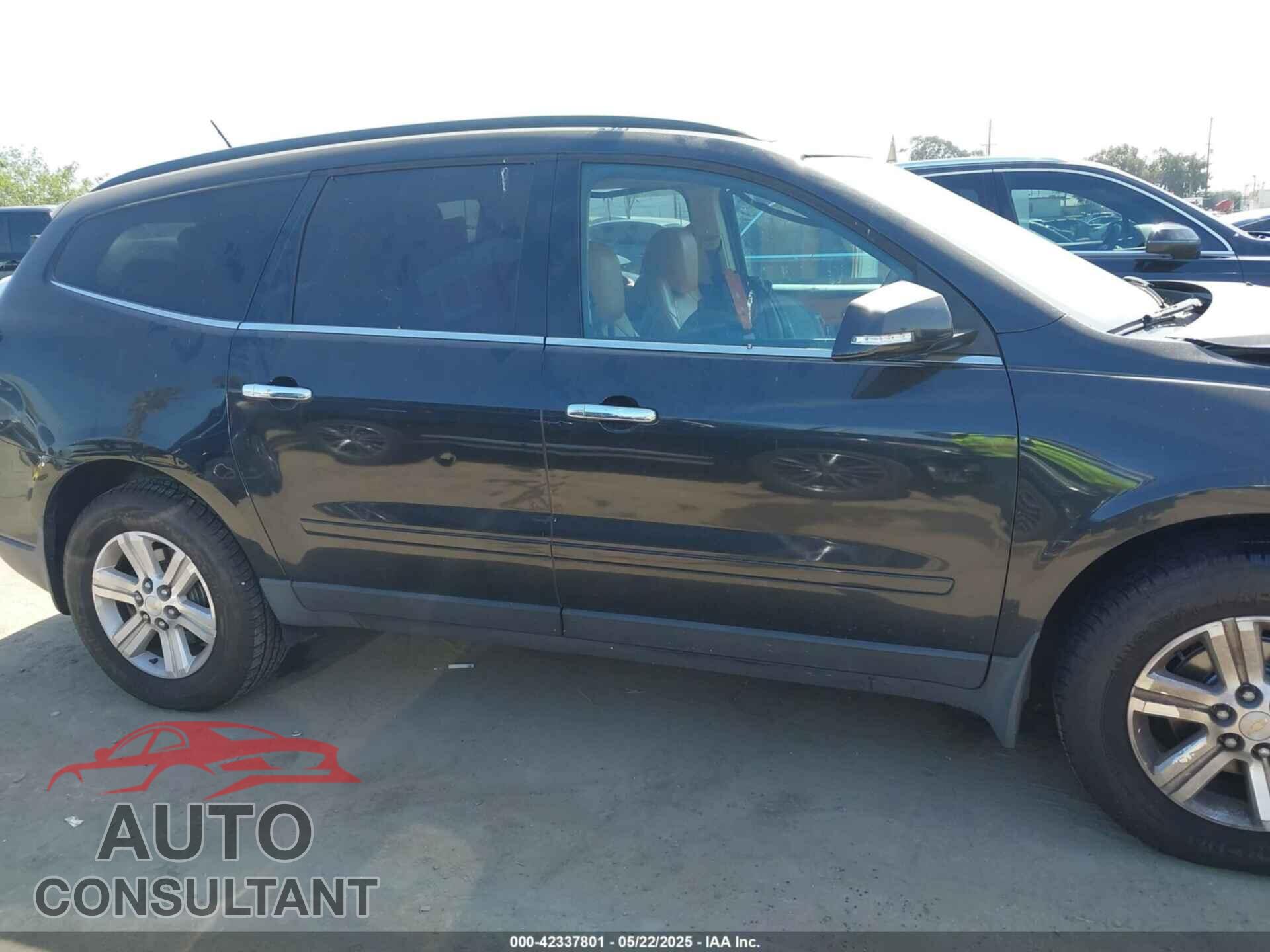 CHEVROLET TRAVERSE 2014 - 1GNKRHKD4EJ194988