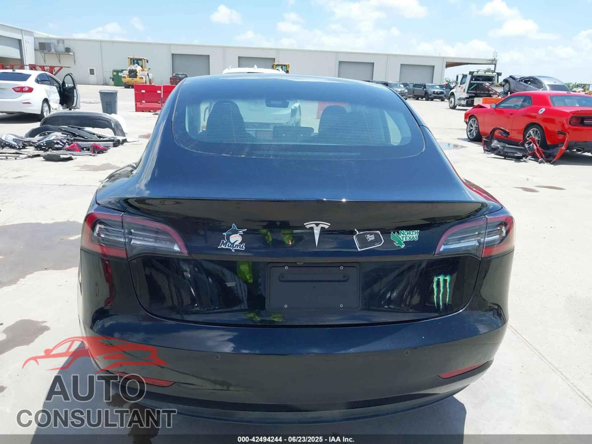 TESLA MODEL 3 2022 - 5YJ3E1EA6NF188649