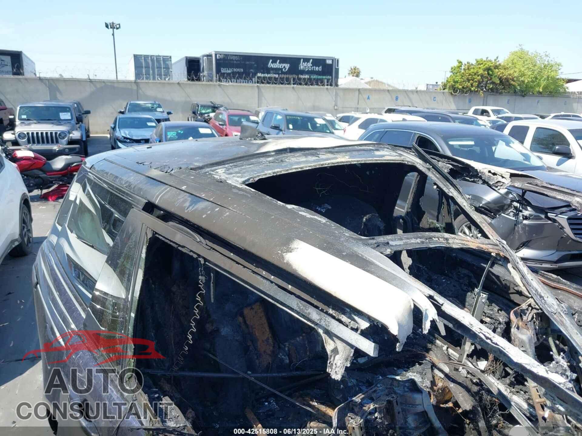 LAND ROVER RANGE ROVER 2018 - SALGS5RE2JA501481