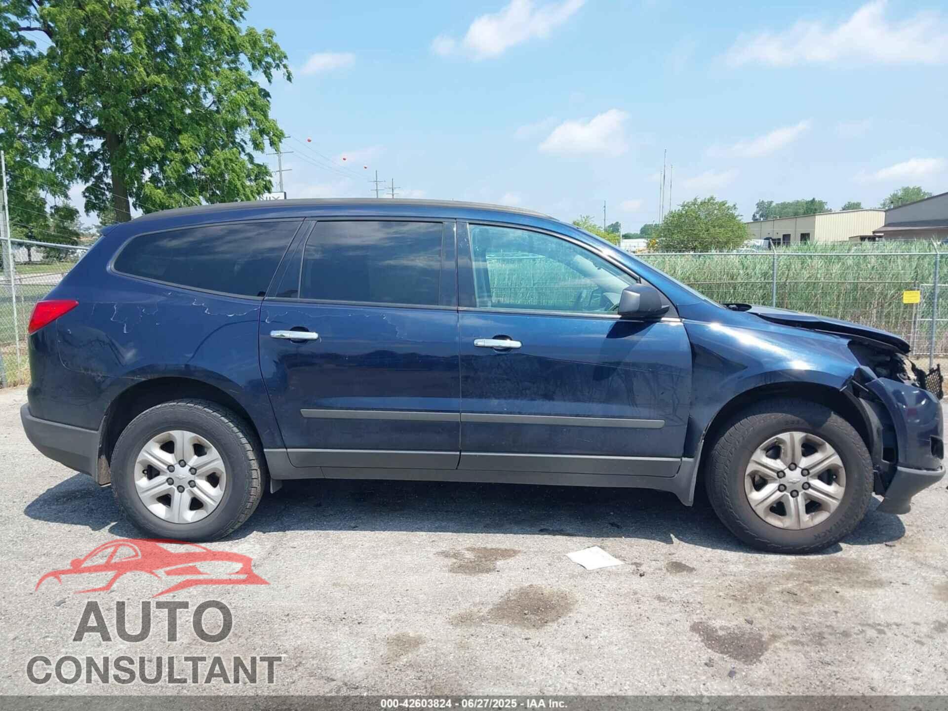 CHEVROLET TRAVERSE 2012 - 1GNKRFED1CJ198218