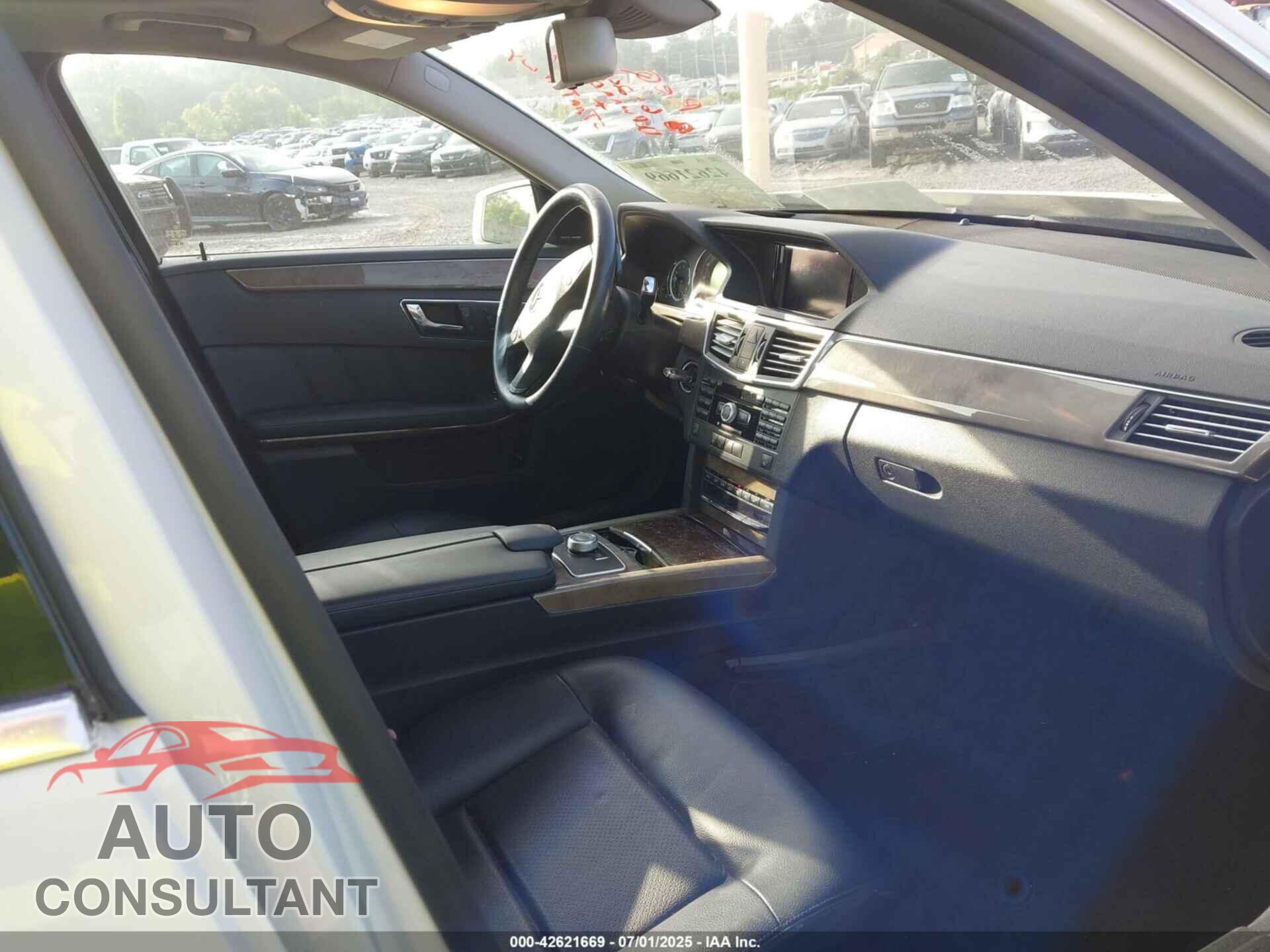 MERCEDES-BENZ E 2010 - WDDHF8HB9AA108348