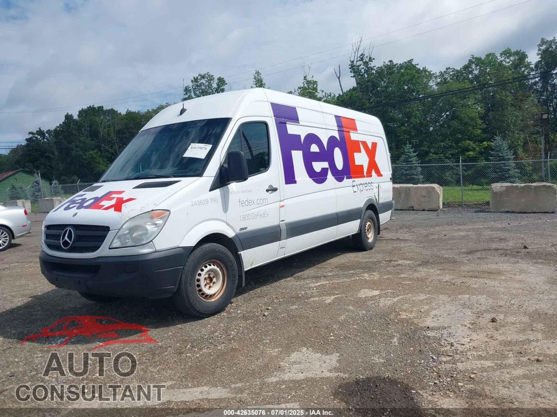 MERCEDES-BENZ SPRINTER 2500 2011 - WD3PE8CB1B5573730
