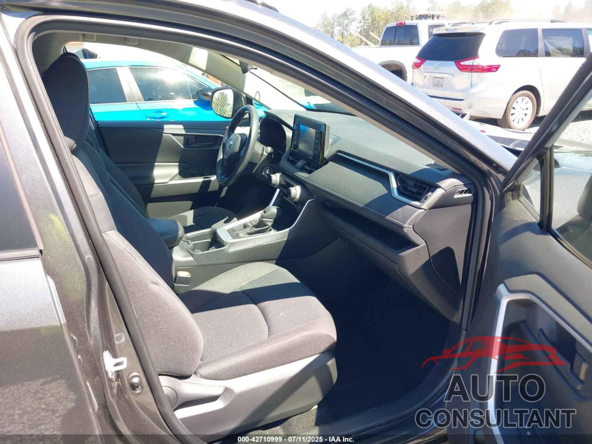 TOYOTA RAV4 2021 - JTMG1RFV0MD078327