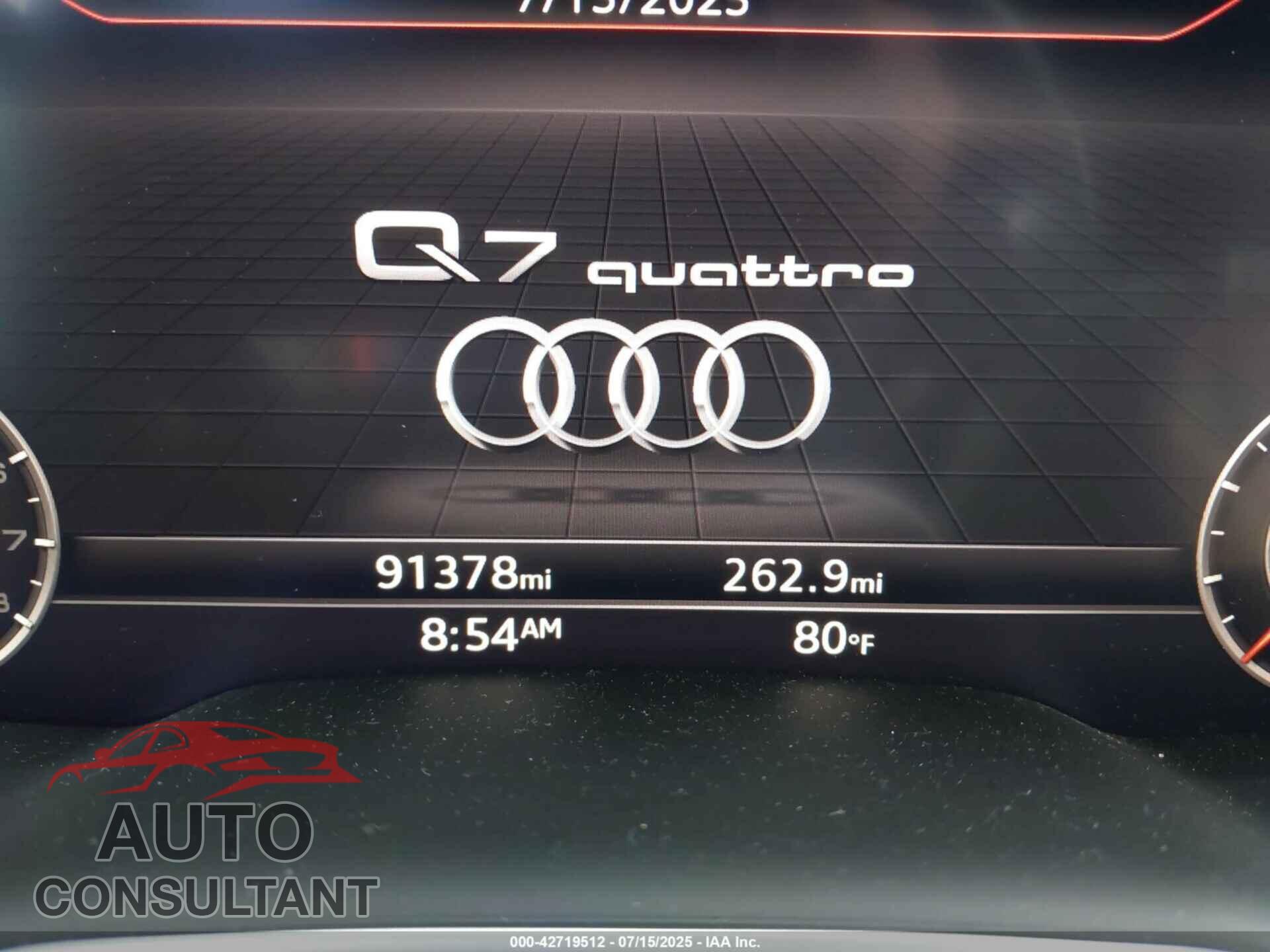 AUDI Q7 2018 - WA1LHAF77JD039446