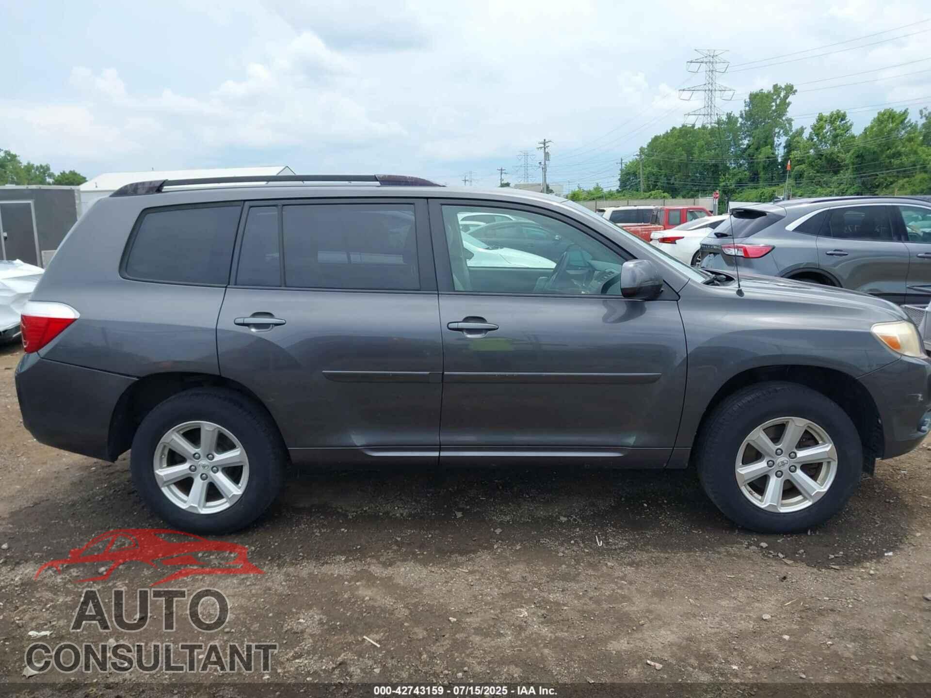 TOYOTA HIGHLANDER 2009 - JTEDA41A392003064