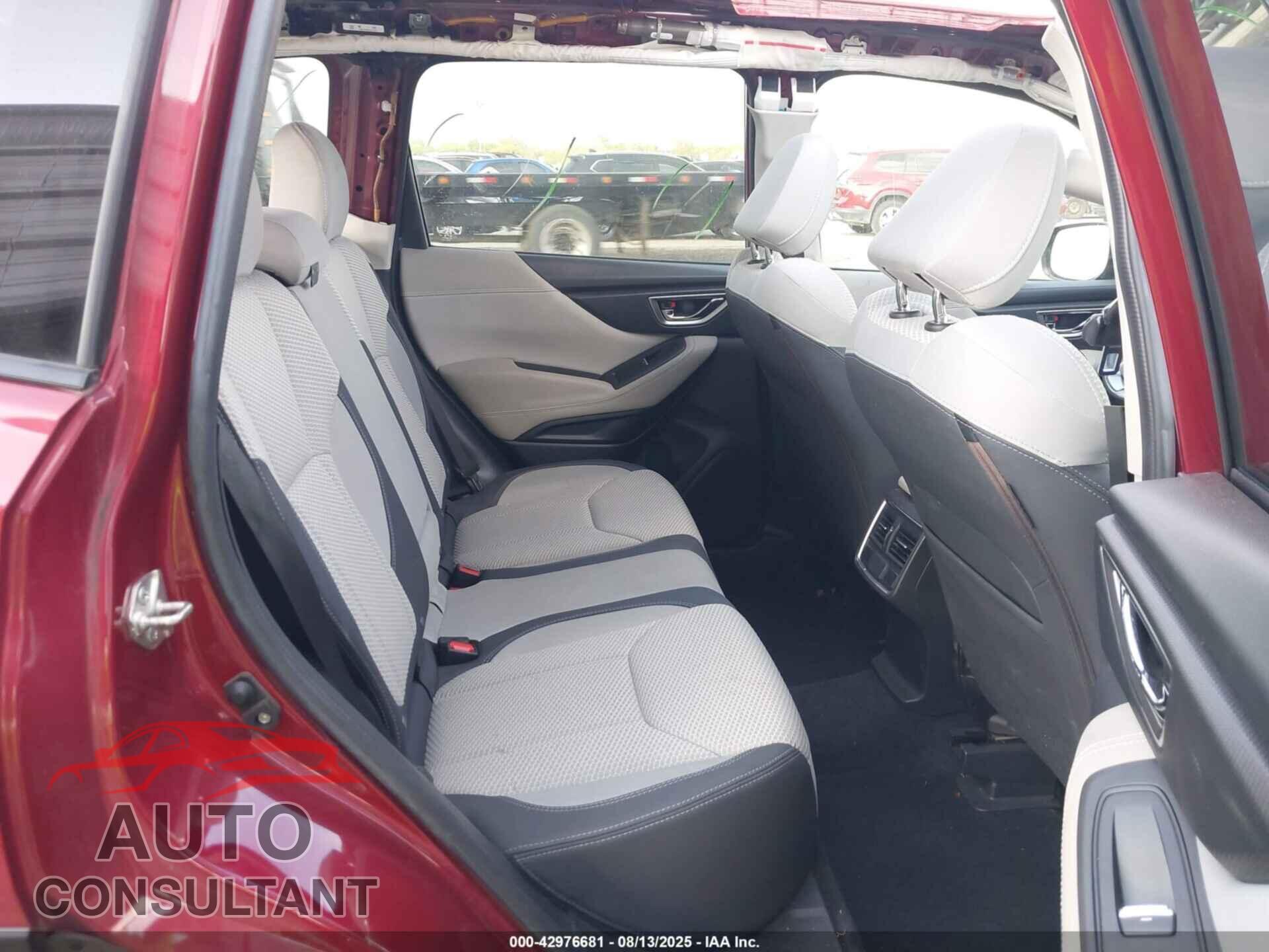 SUBARU FORESTER 2019 - JF2SKAEC1KH423218