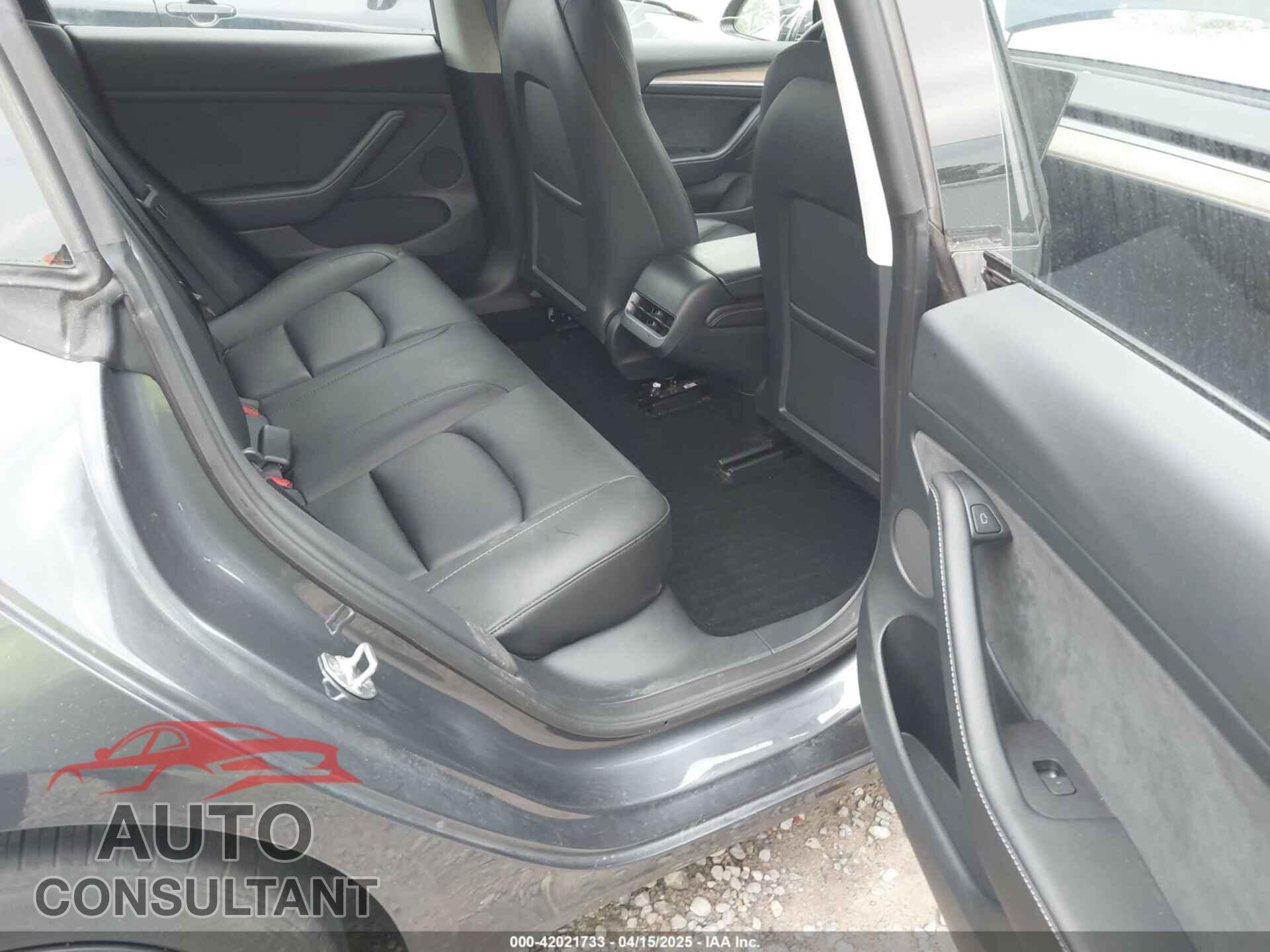 TESLA MODEL 3 2023 - 5YJ3E1EA4PF605513