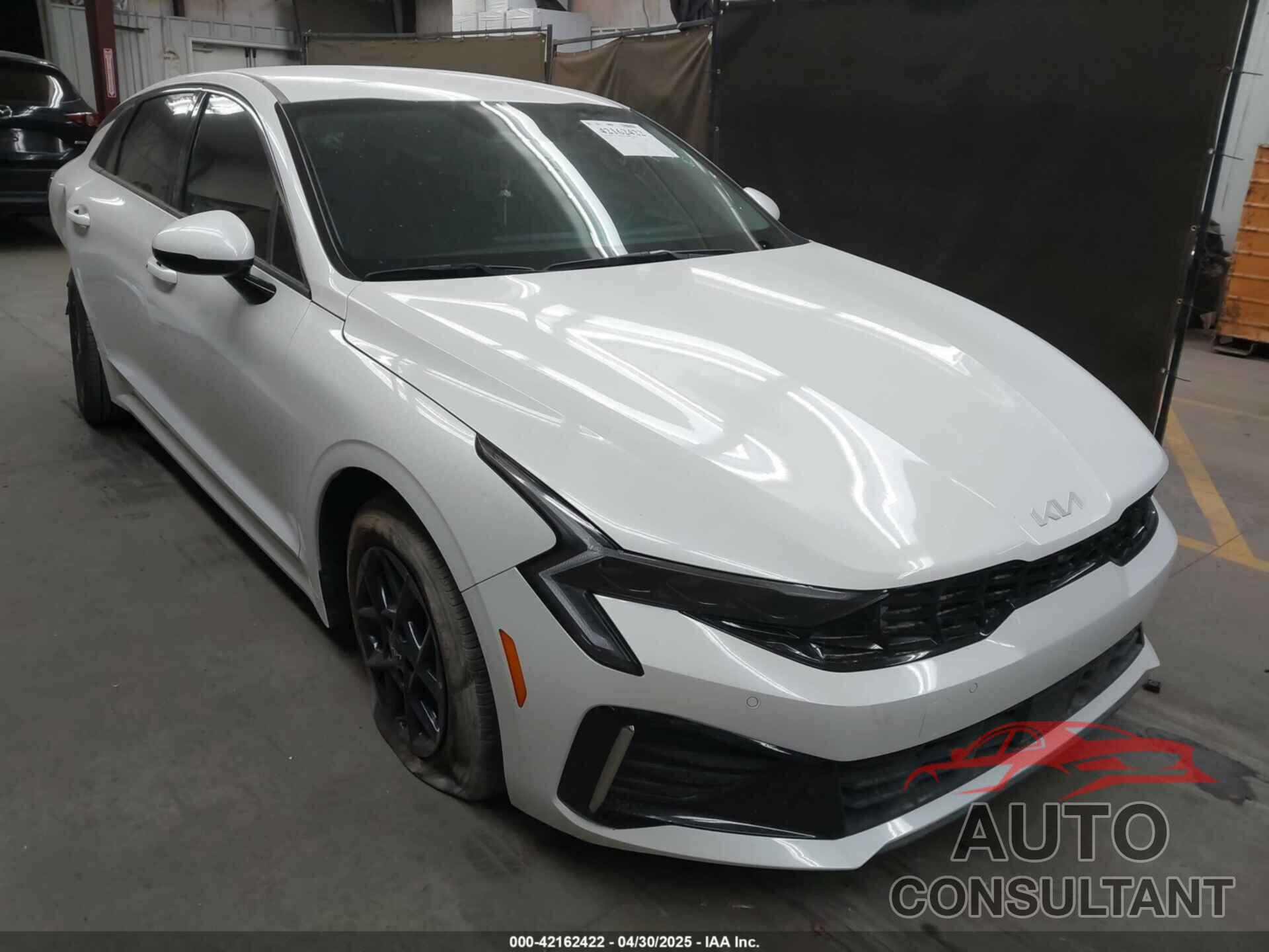 KIA K5 2025 - KNAG24J72S5284973