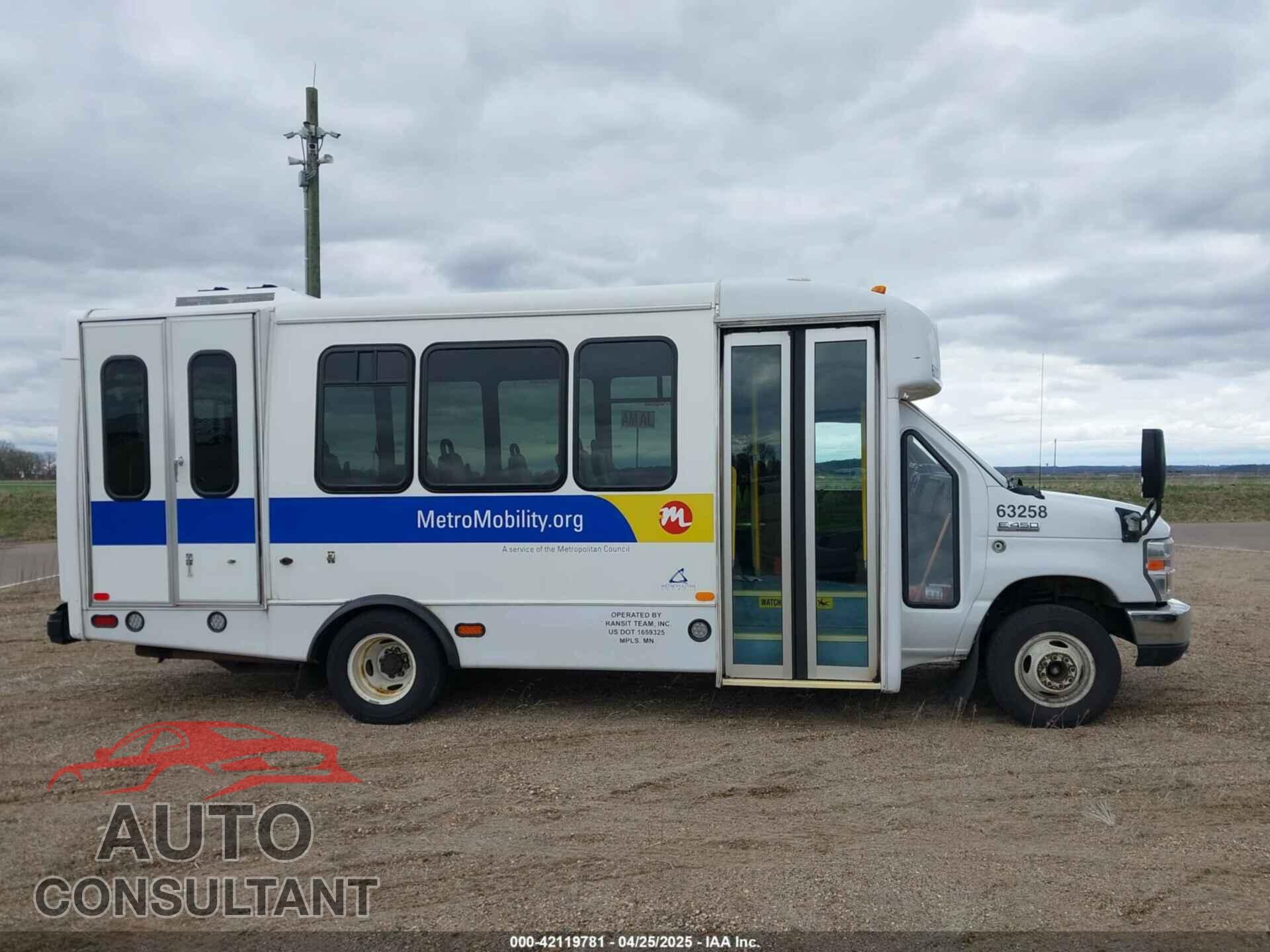 FORD E-450 CUTAWAY 2019 - 1FDFE4FS3KDC59665