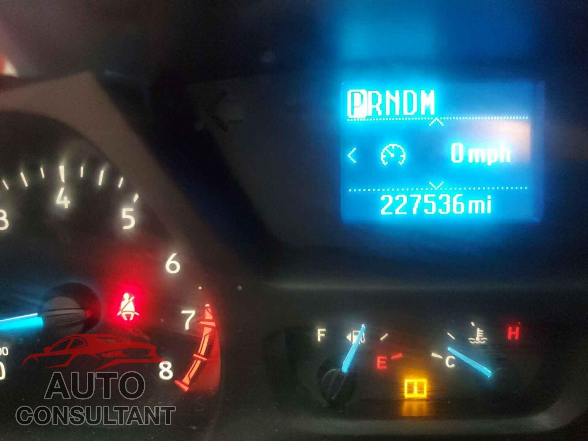 FORD TRANSIT-150 2019 - 1FTYE1YM0KKB28313
