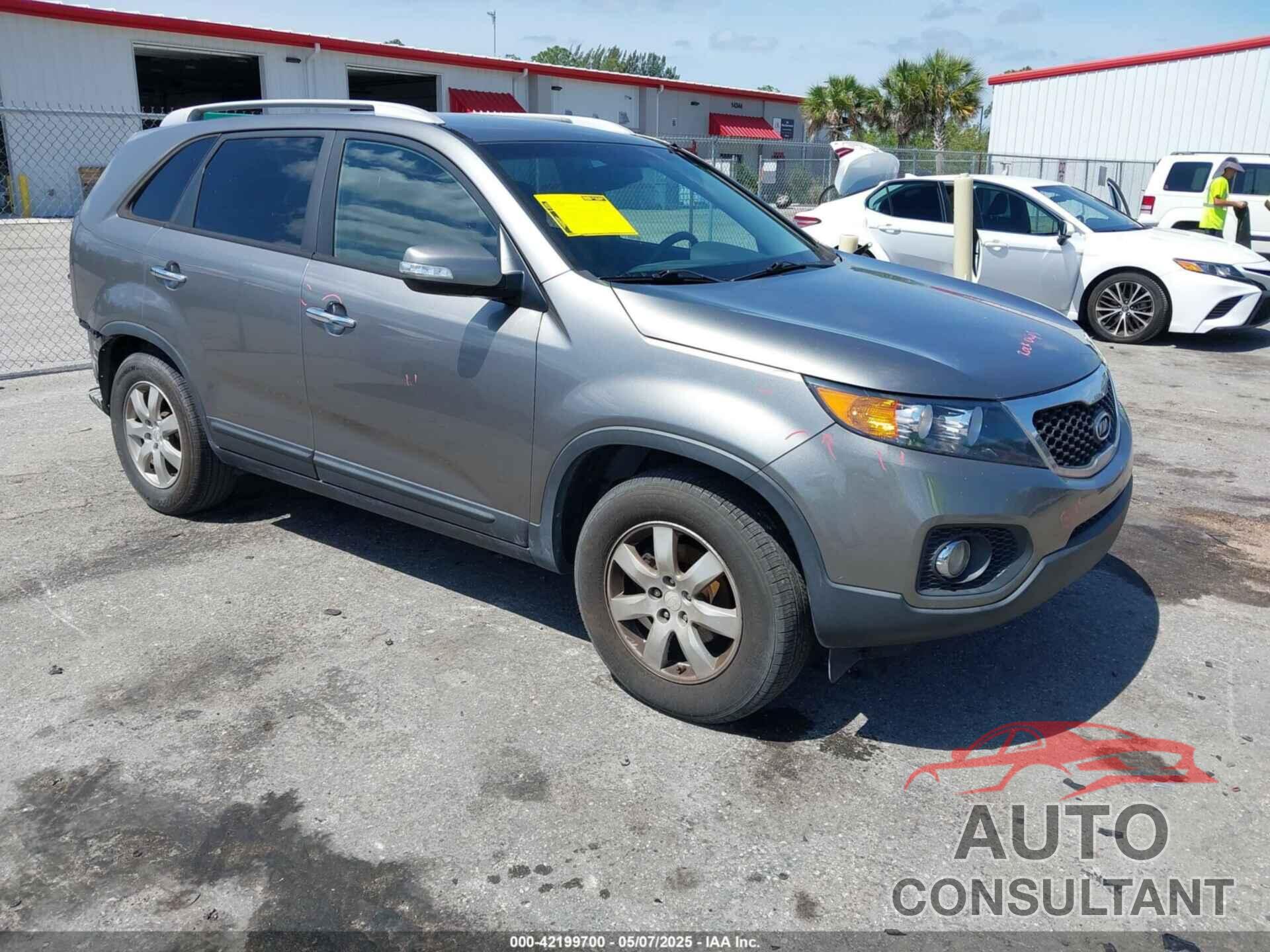 KIA SORENTO 2012 - 5XYKT3A6XCG199254