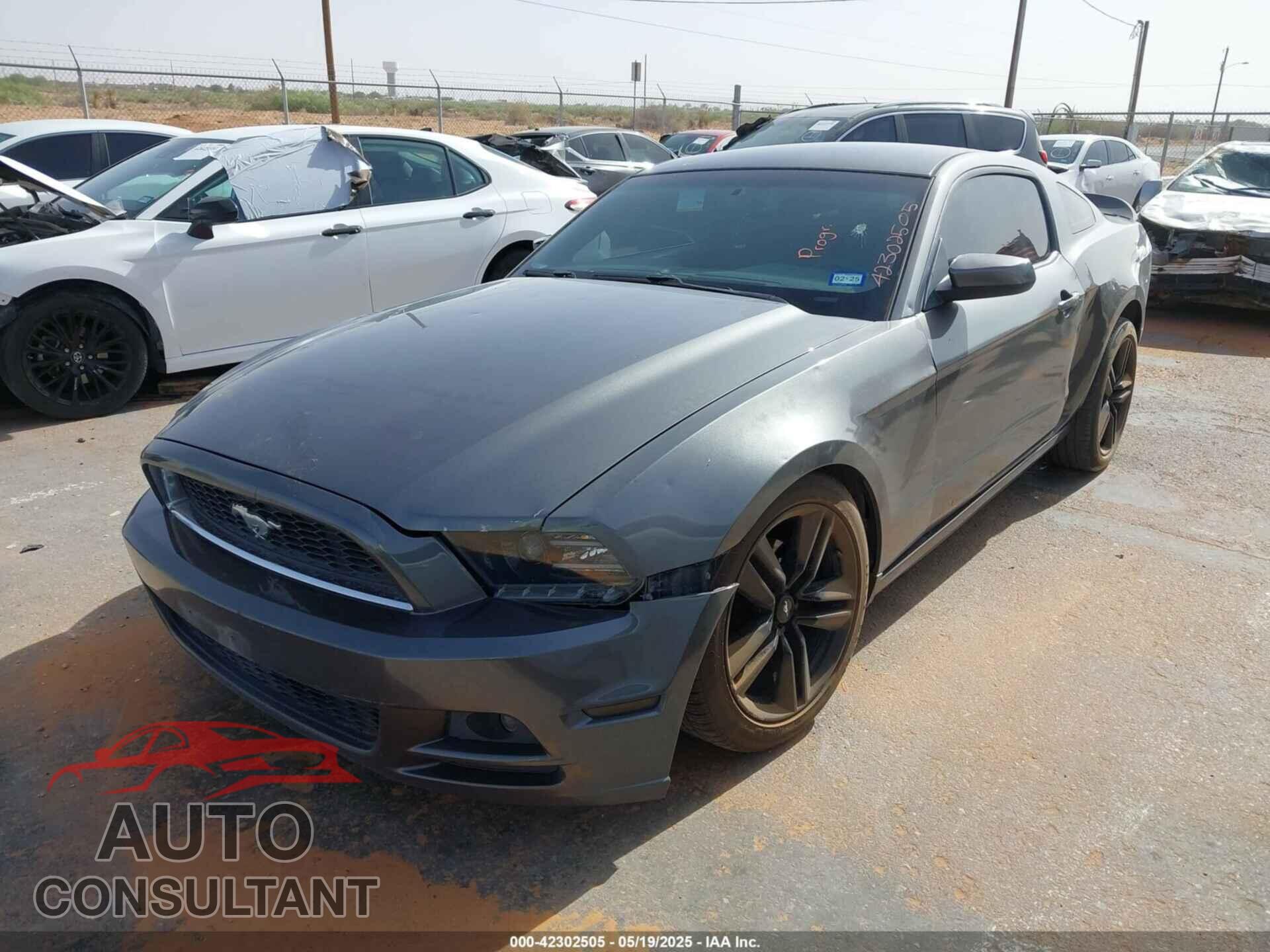 FORD MUSTANG 2013 - 1ZVBP8AM7D5268215