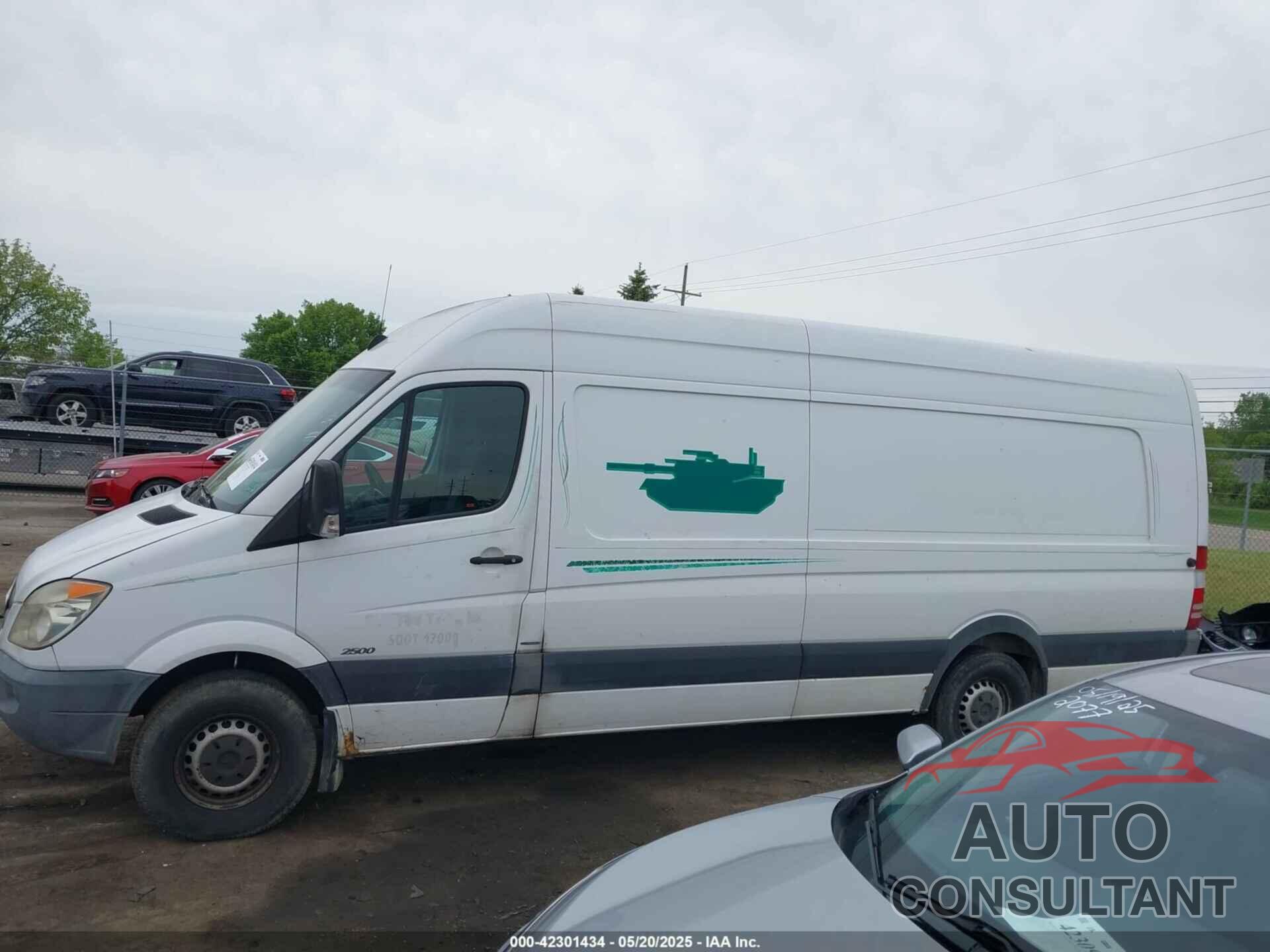MERCEDES-BENZ SPRINTER 2010 - WD3PE8CC3A5433928