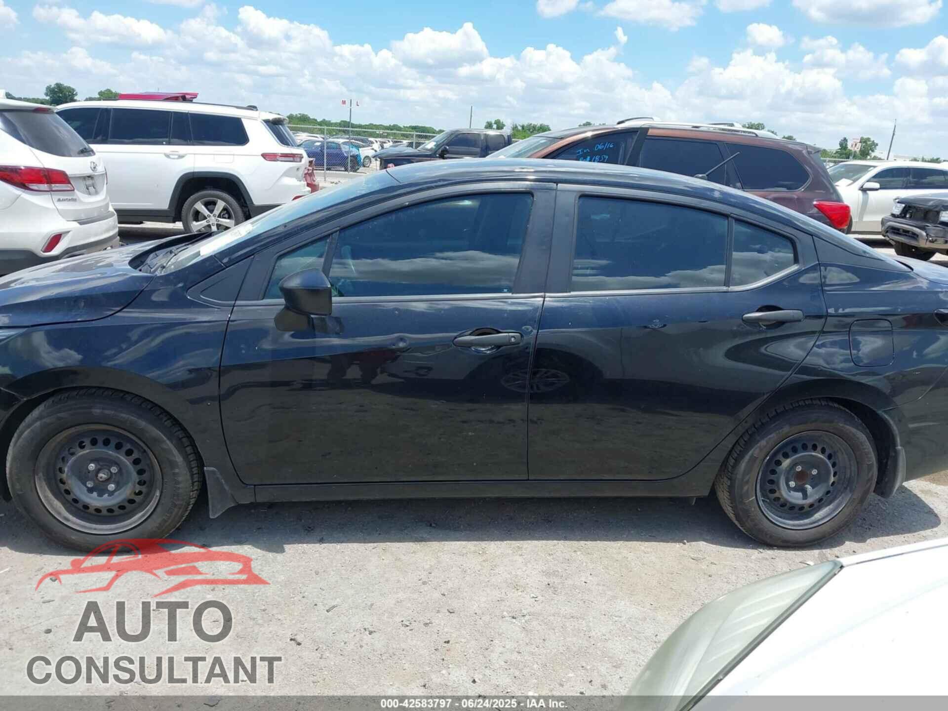 NISSAN VERSA 2020 - 3N1CN8DV4LL838383