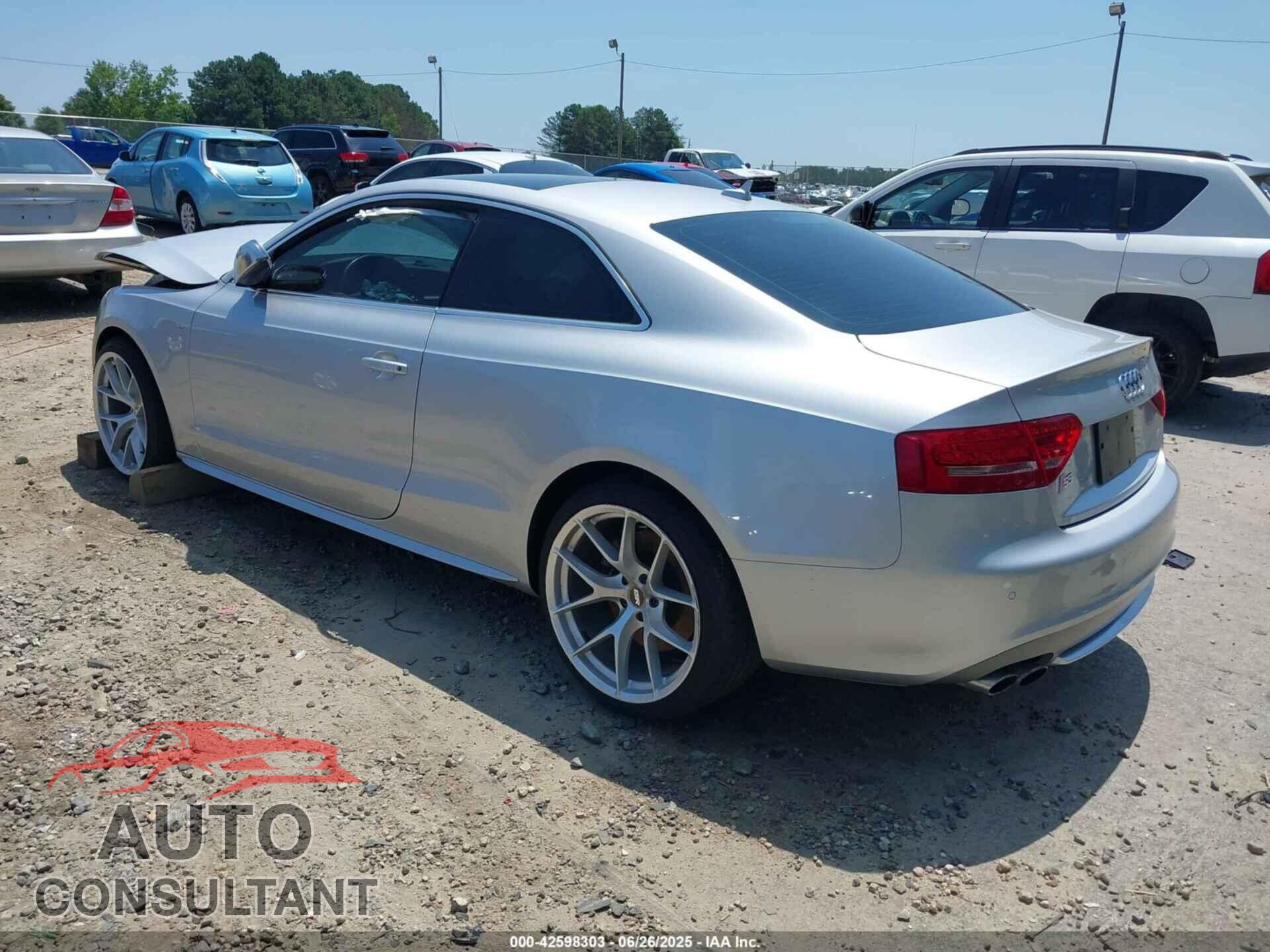 AUDI S5 2012 - WAUVVAFR3CA002484
