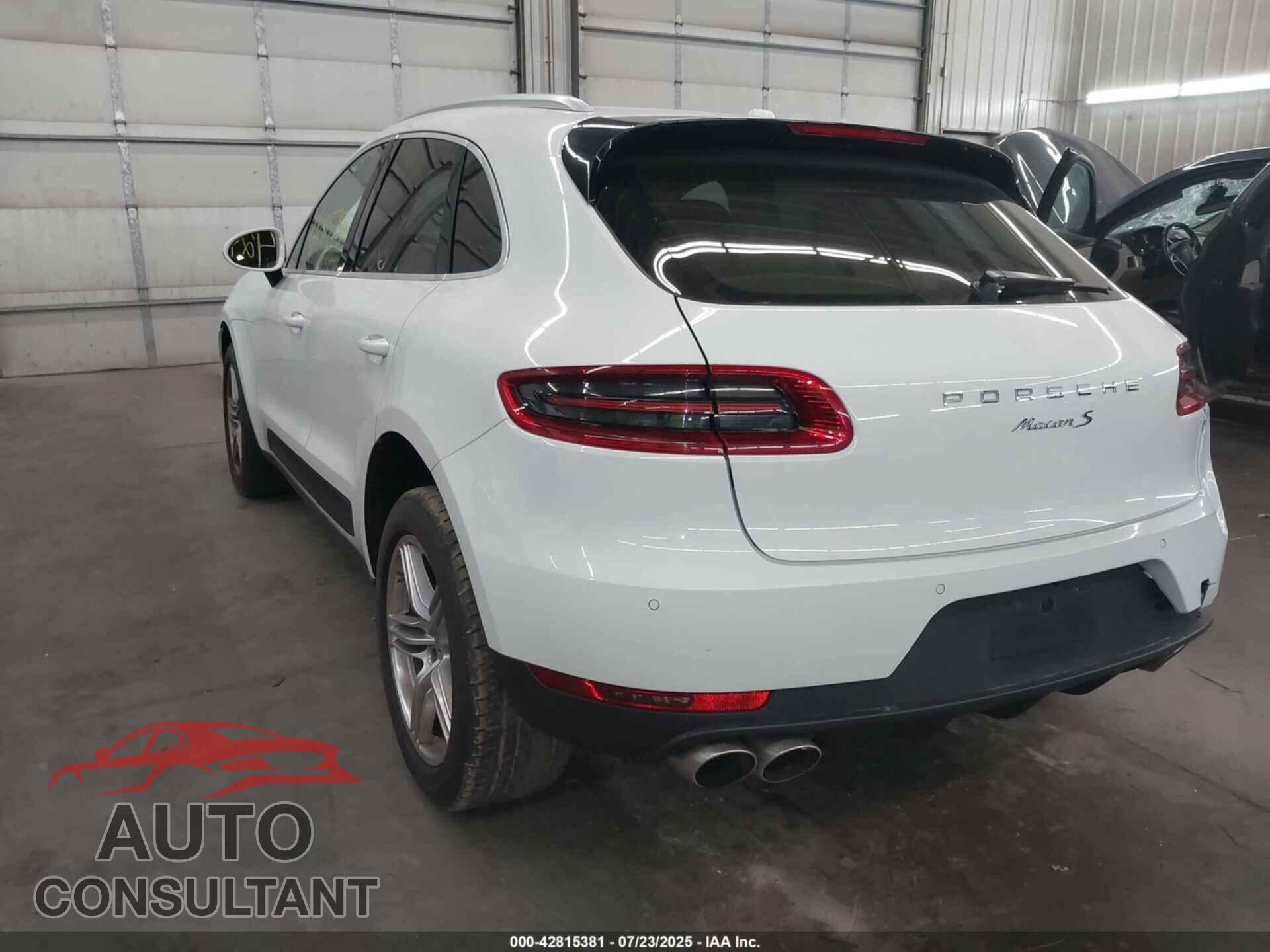 PORSCHE MACAN 2015 - WP1AB2A55FLB57632