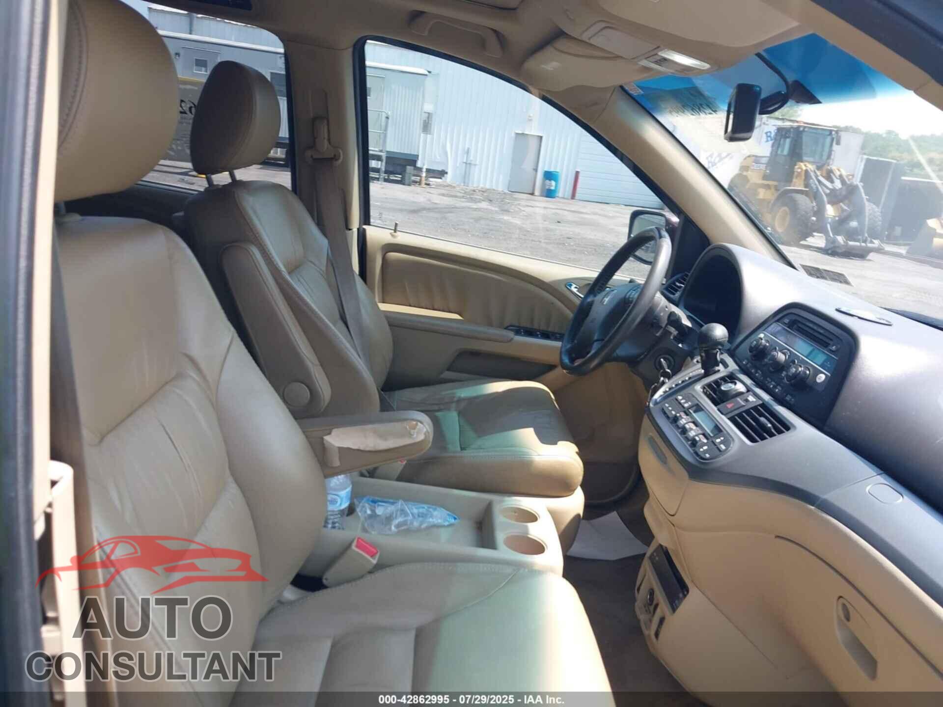 HONDA ODYSSEY 2010 - 5FNRL3H71AB080879