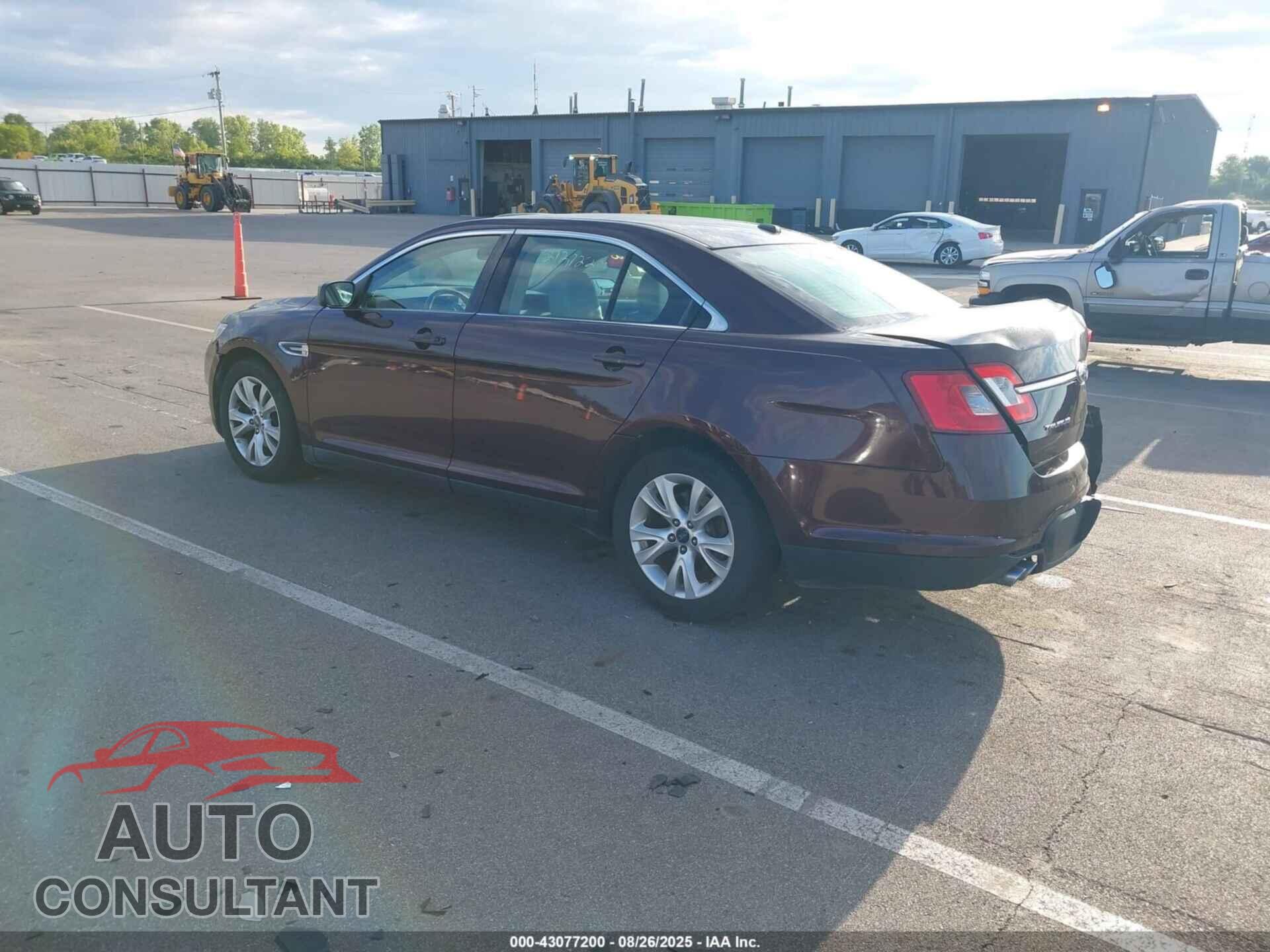 FORD TAURUS 2011 - 1FAHP2EWXBG161544