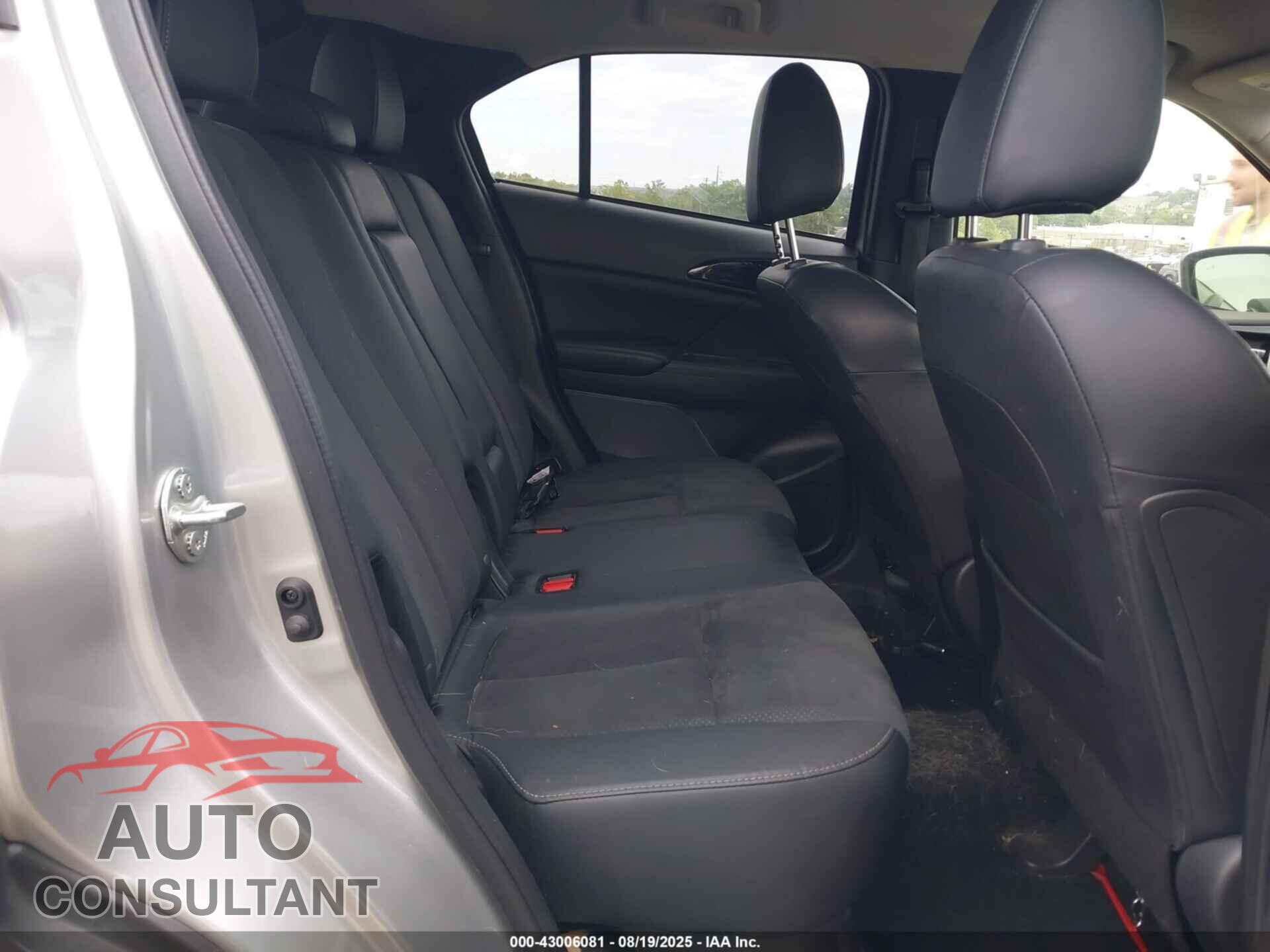 MITSUBISHI ECLIPSE CROSS 2023 - JA4ATWAA5PZ028835