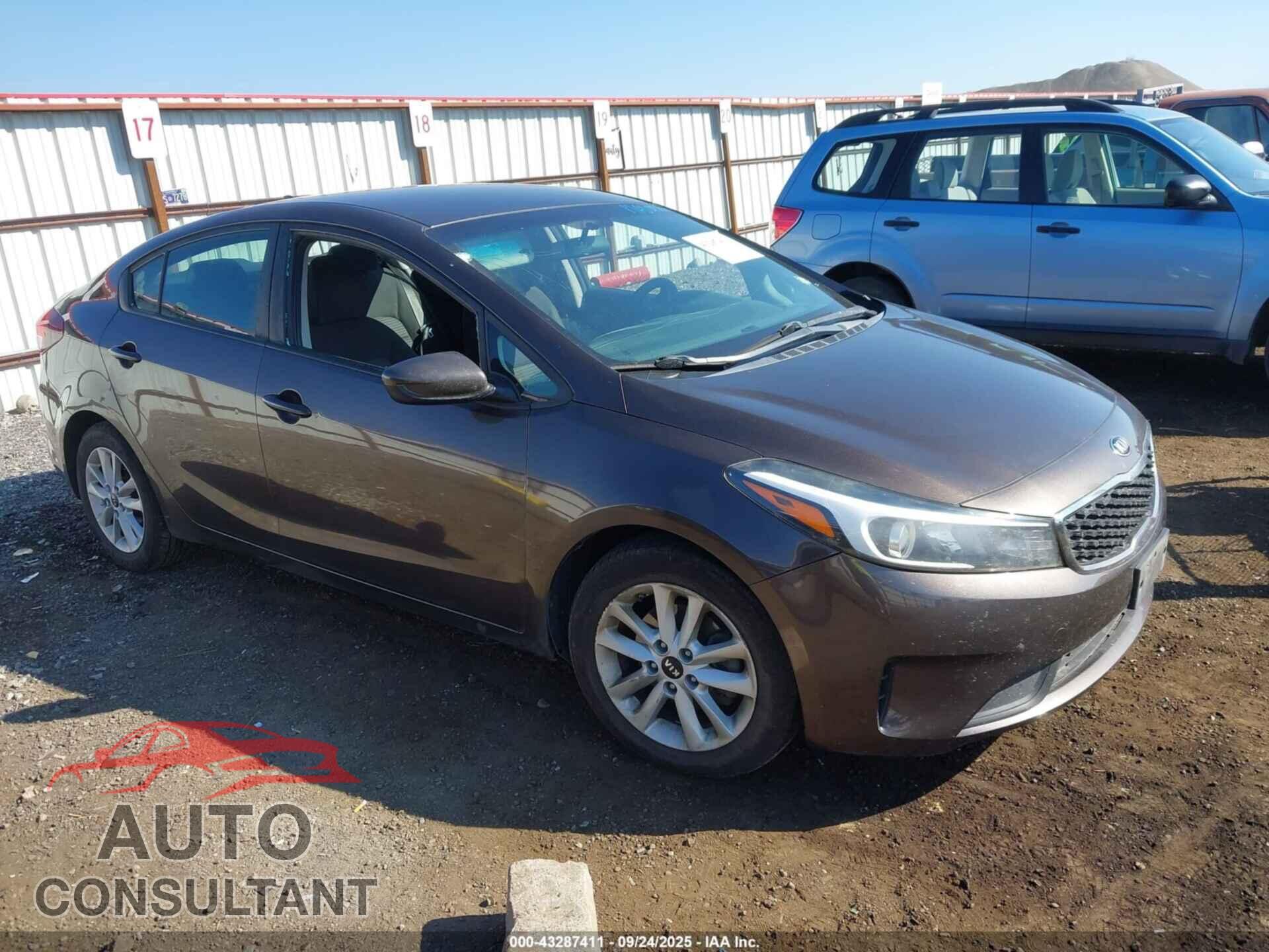 KIA FORTE 2017 - 3KPFL4A75HE061948