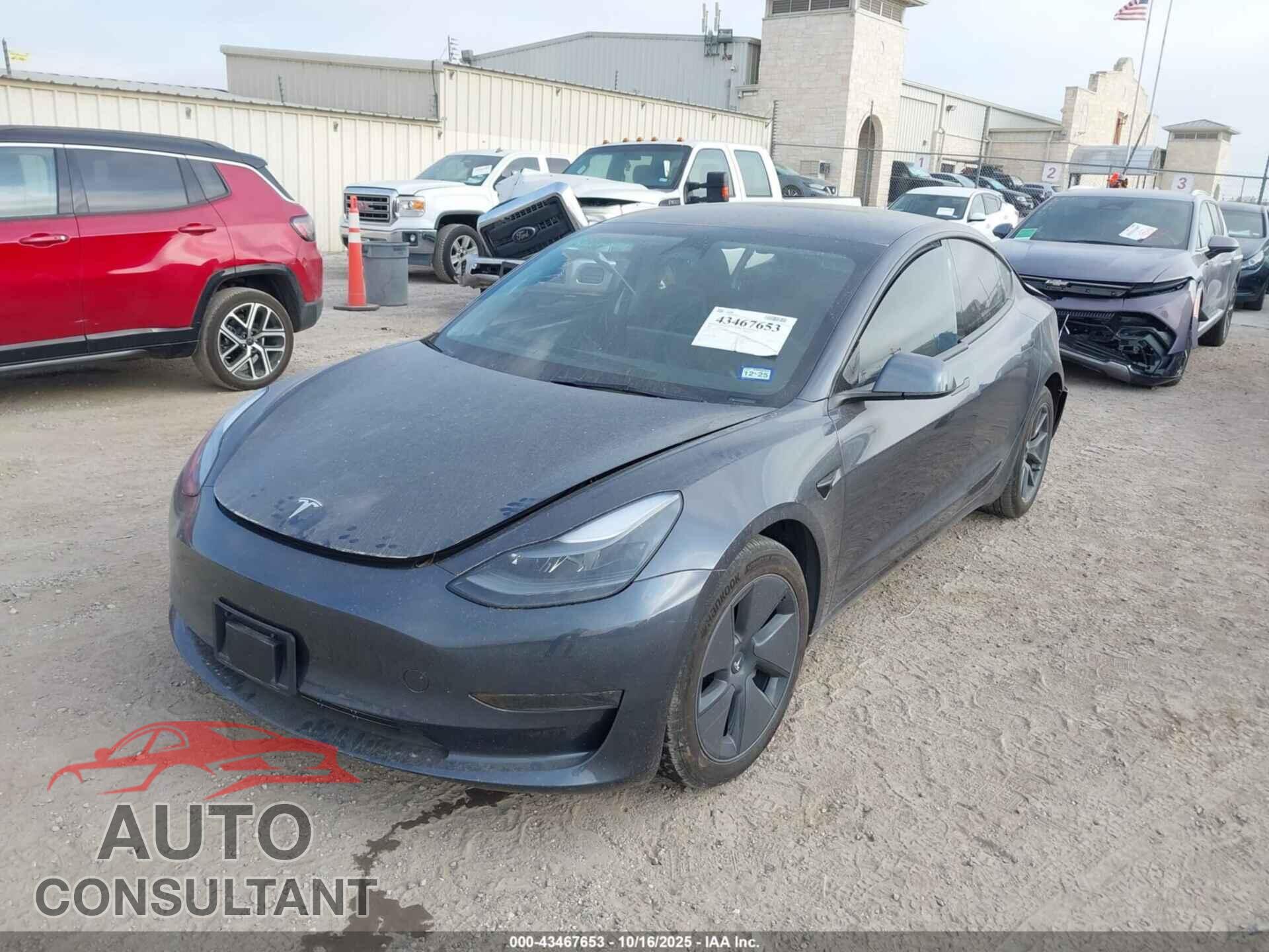 TESLA MODEL 3 2023 - 5YJ3E1EA1PF673669