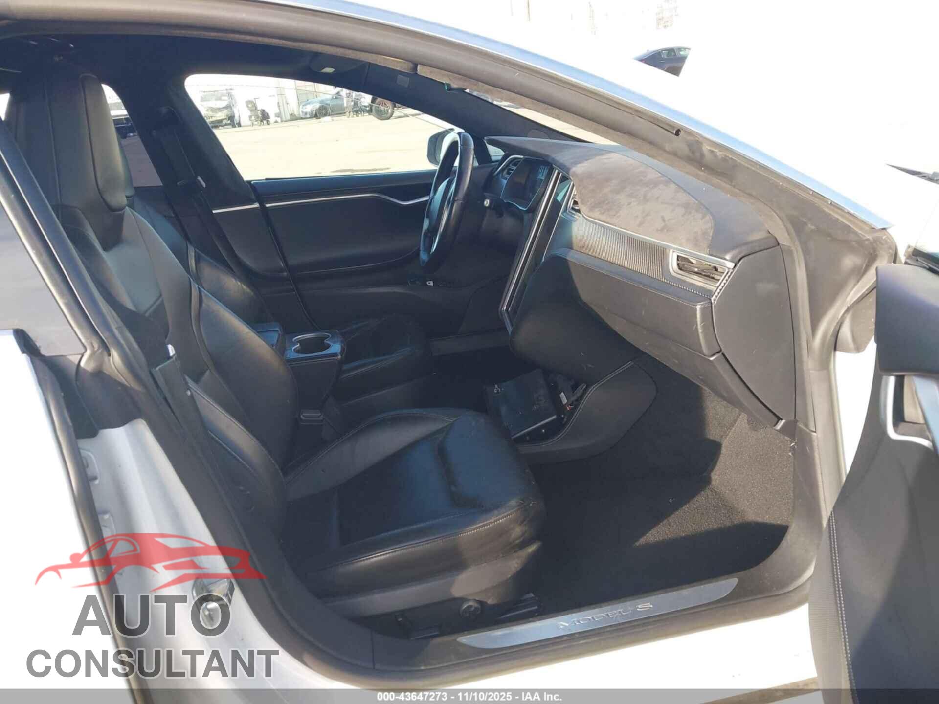 TESLA MODEL S 2015 - 5YJSA1E13FF120186