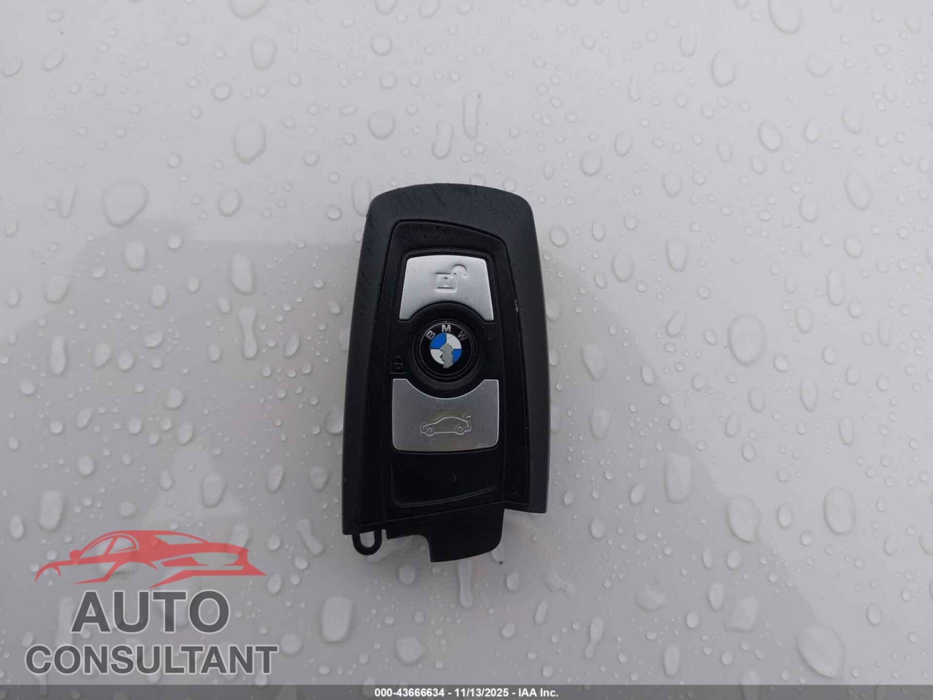 BMW 328I 2013 - WBA3B3C58DF543743