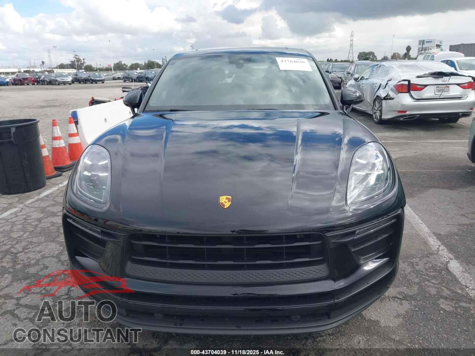 PORSCHE MACAN 2022 - WP1AA2A55NLB10070