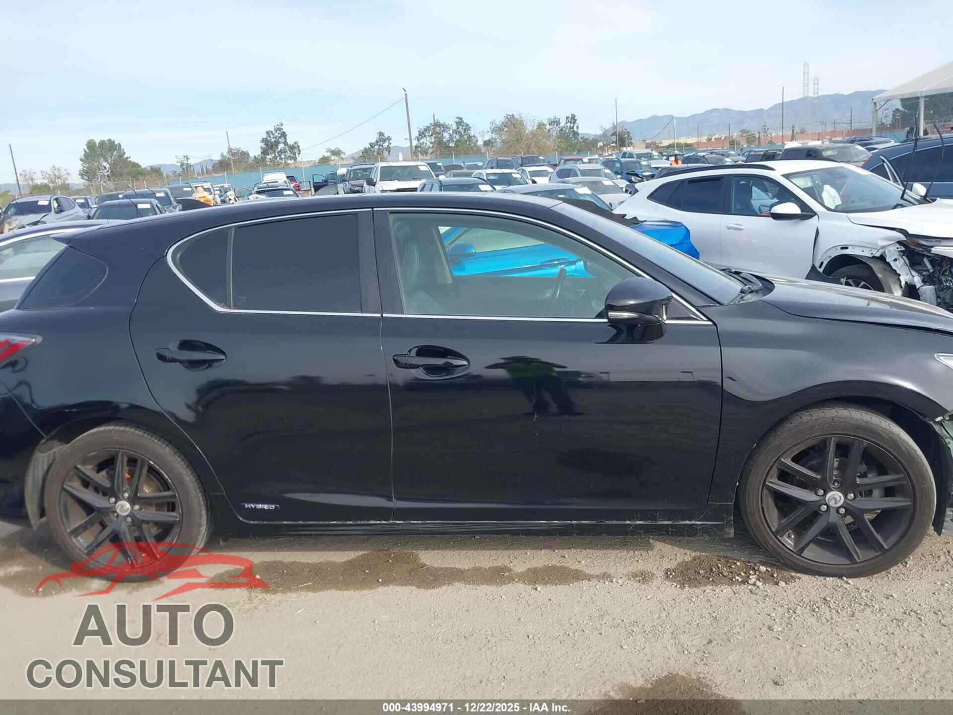 LEXUS CT 200H 2015 - JTHKD5BH0F2230100
