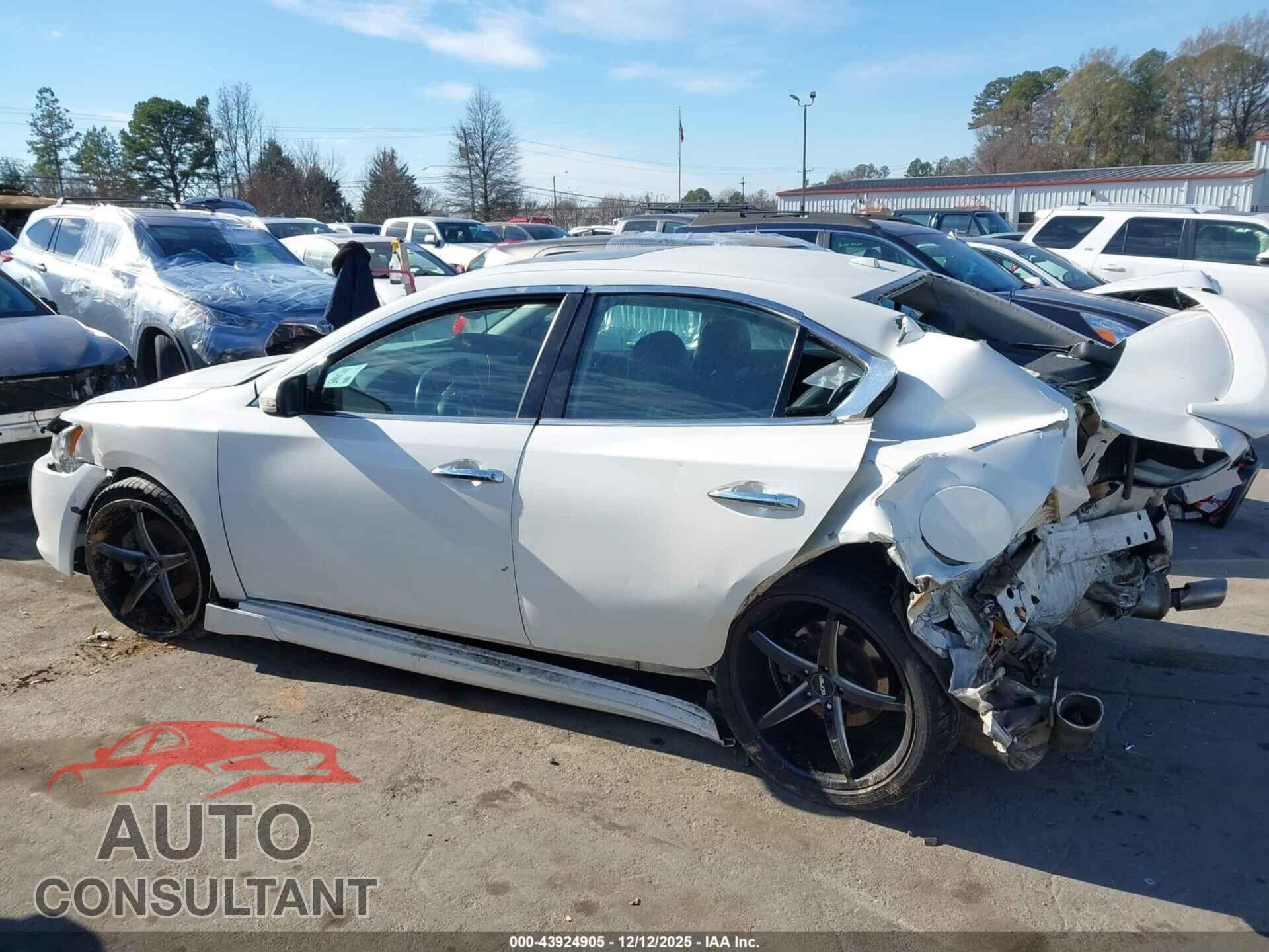 NISSAN MAXIMA 2011 - 1N4AA5AP7BC808802