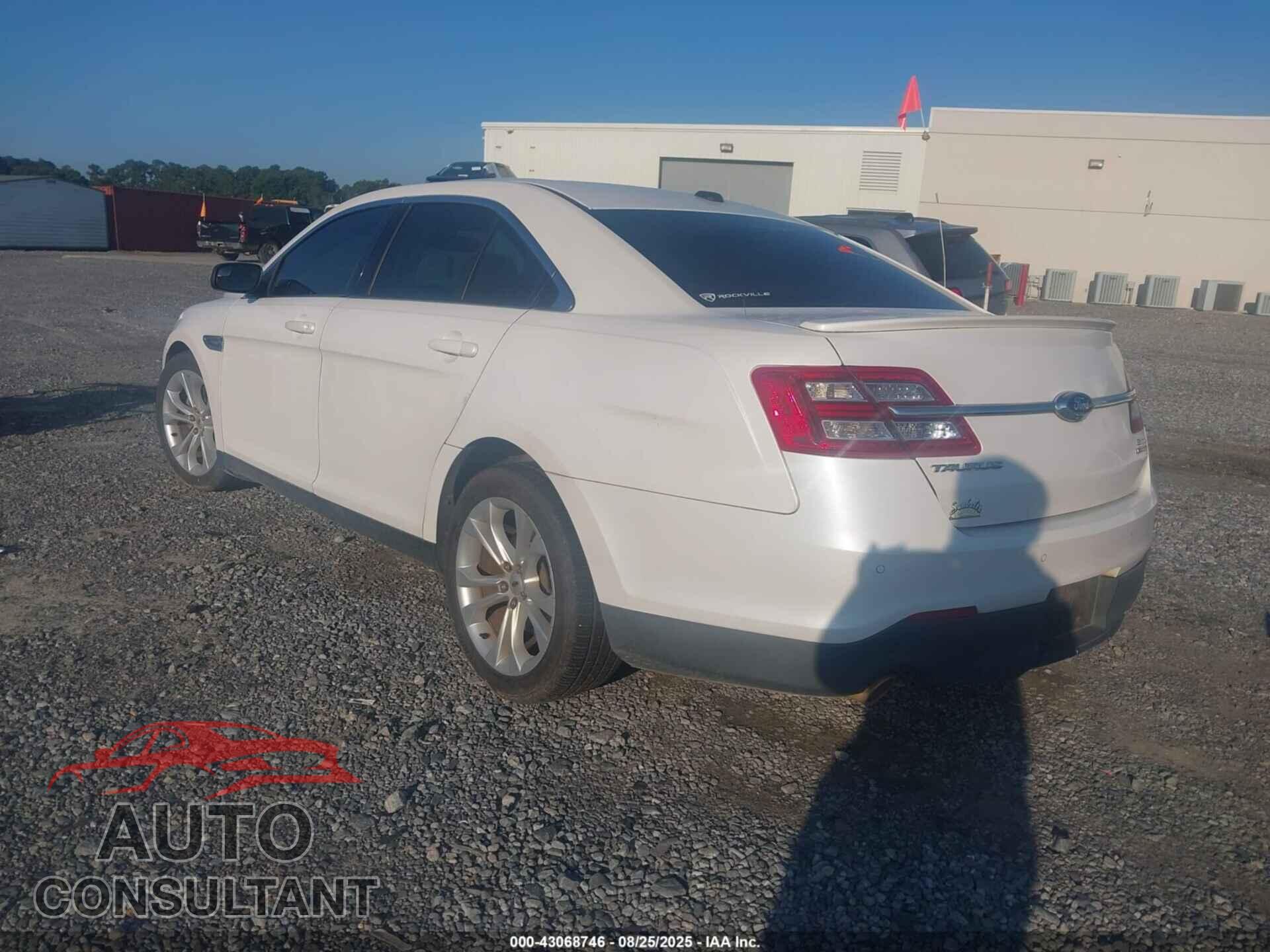 FORD TAURUS 2013 - 1FAHP2E80DG170757