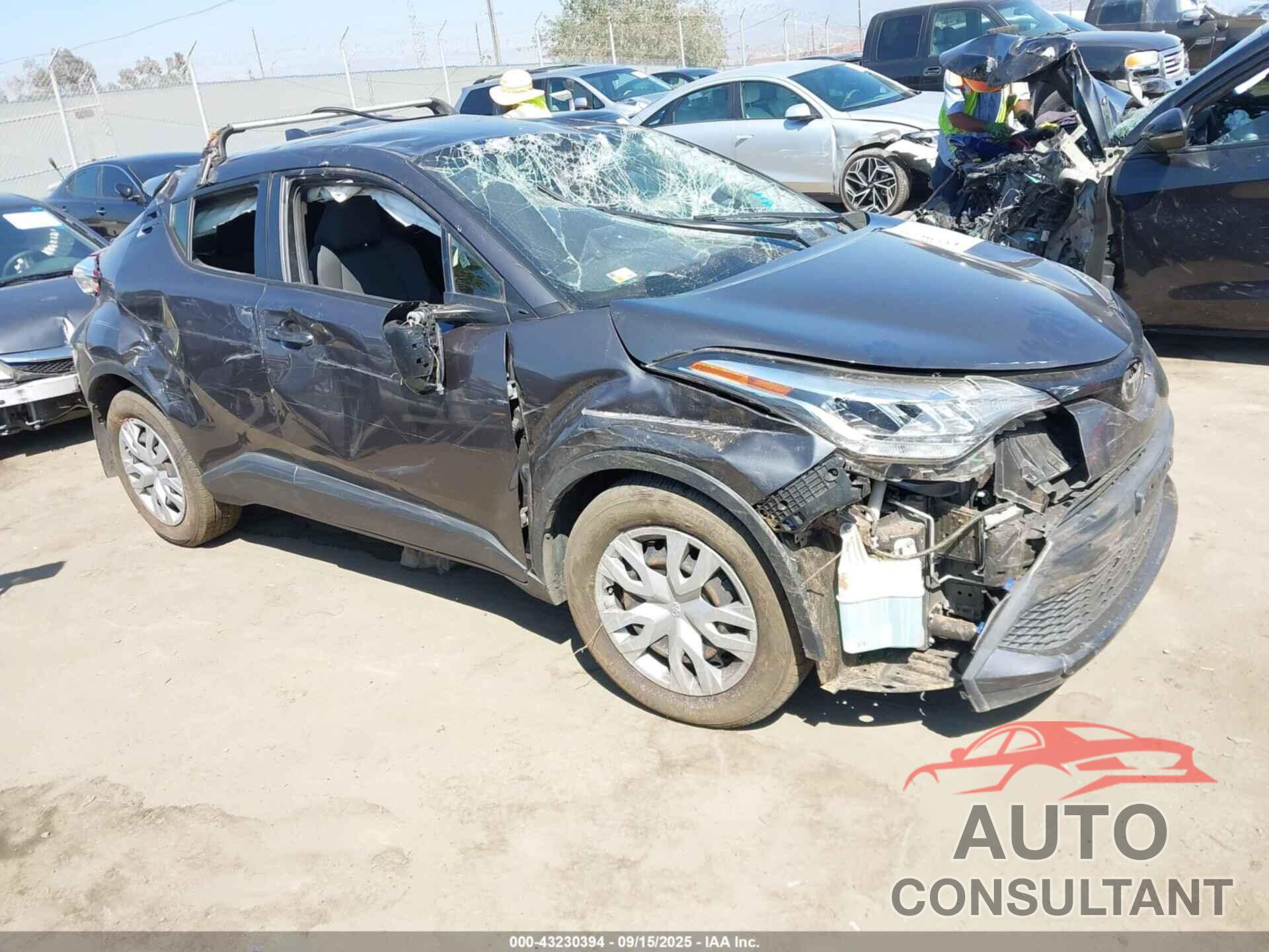 TOYOTA C-HR 2020 - JTNKHMBX6L1070387