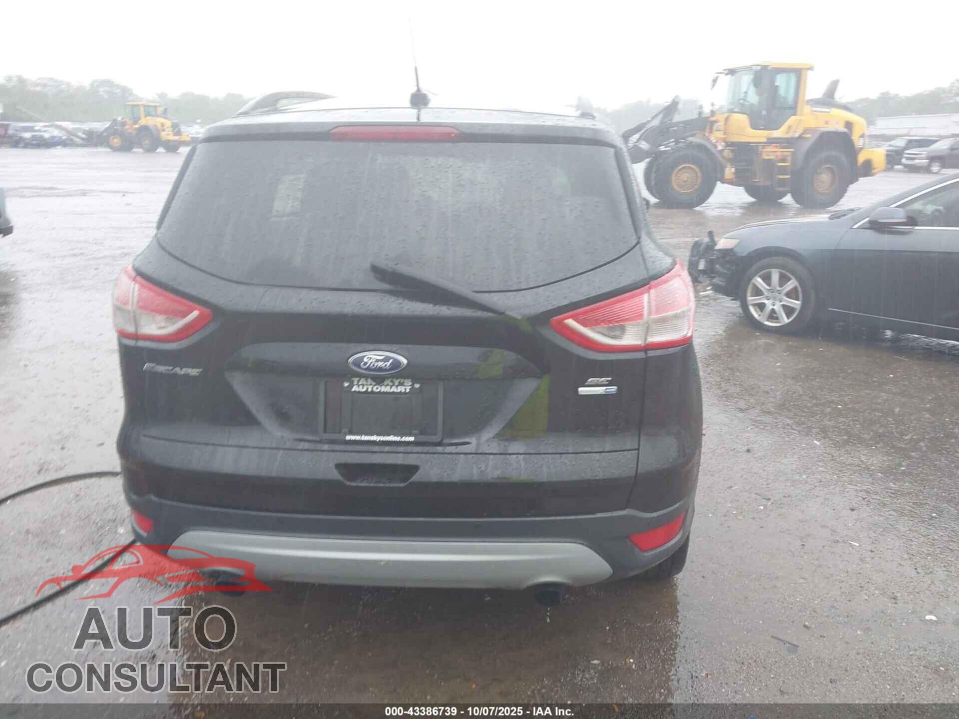 FORD ESCAPE 2016 - 1FMCU9G99GUC08371
