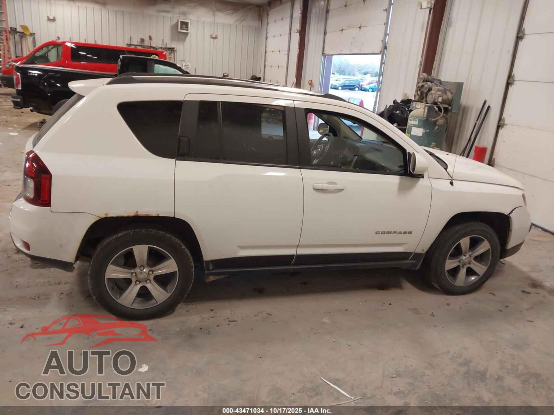 JEEP COMPASS 2017 - 1C4NJCEA5HD125859