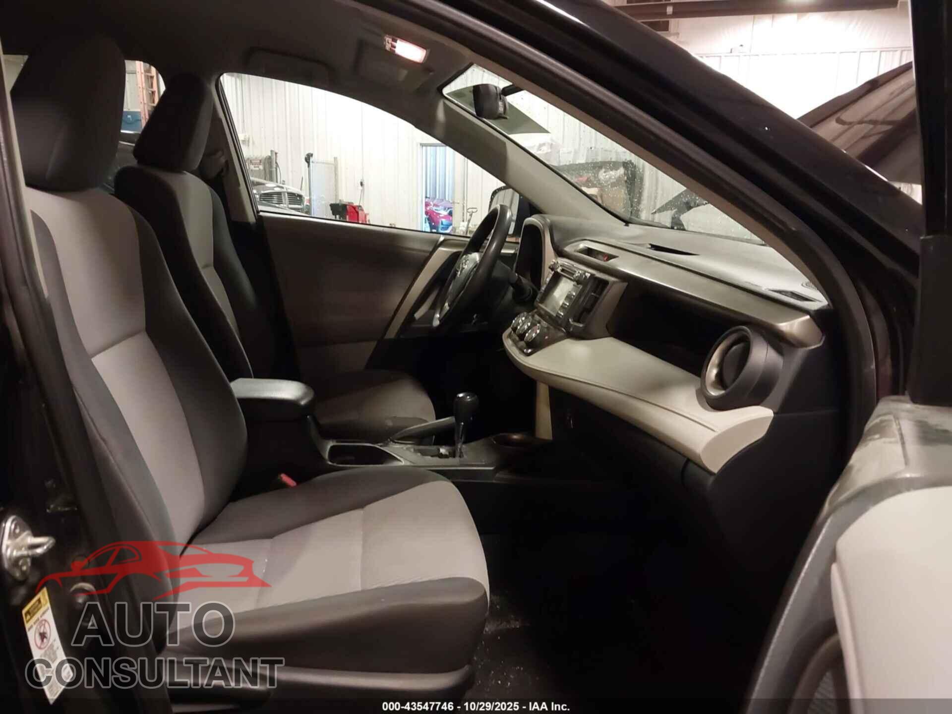 TOYOTA RAV4 2013 - 2T3BFREV4DW036288