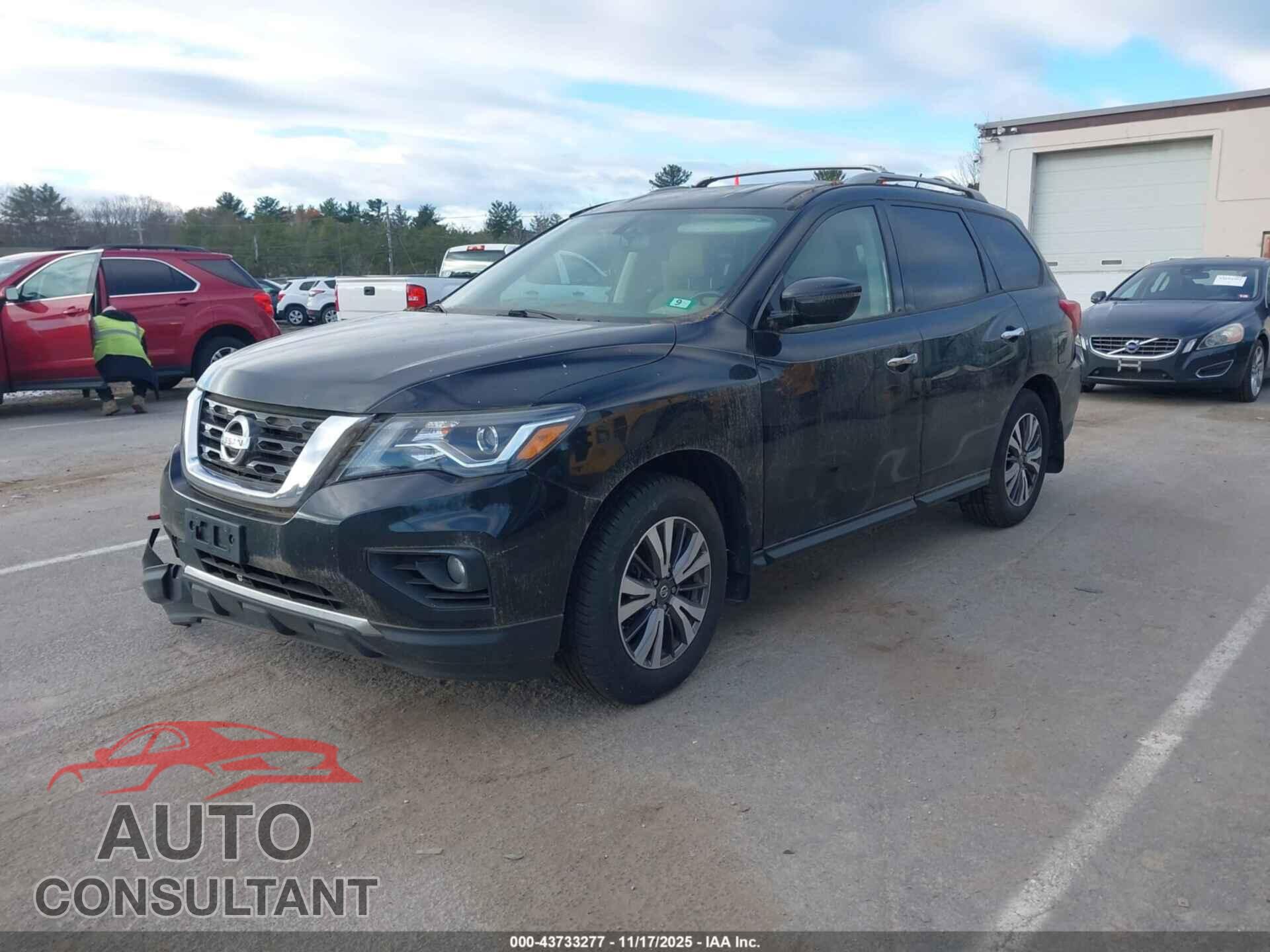 NISSAN PATHFINDER 2017 - 5N1DR2MM4HC605810