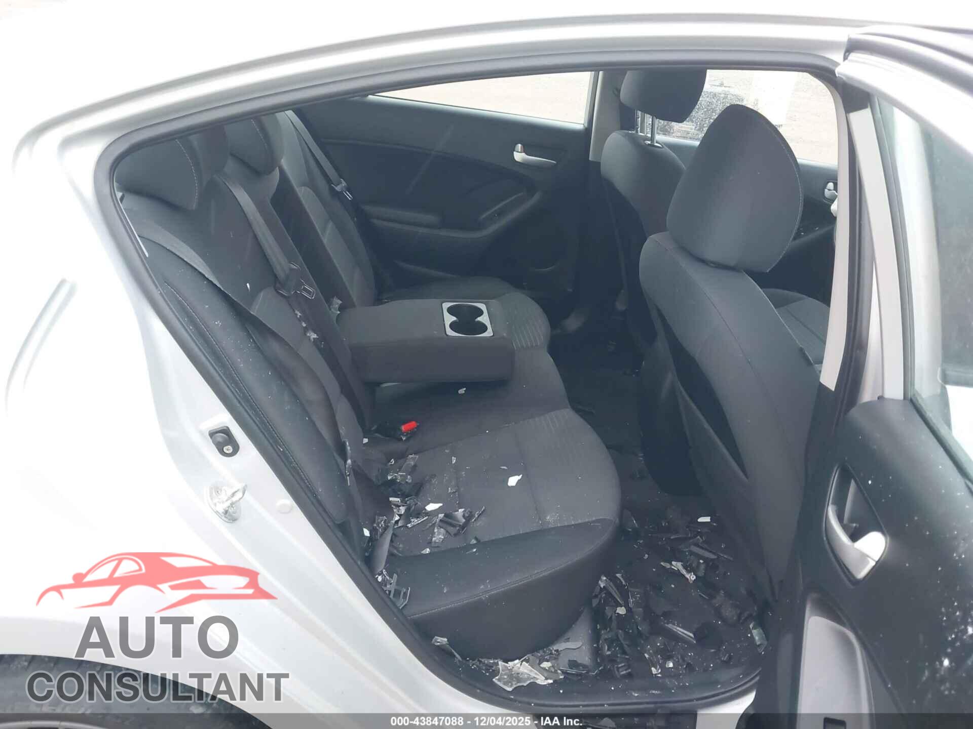 KIA FORTE 2017 - 3KPFL4A7XHE132318
