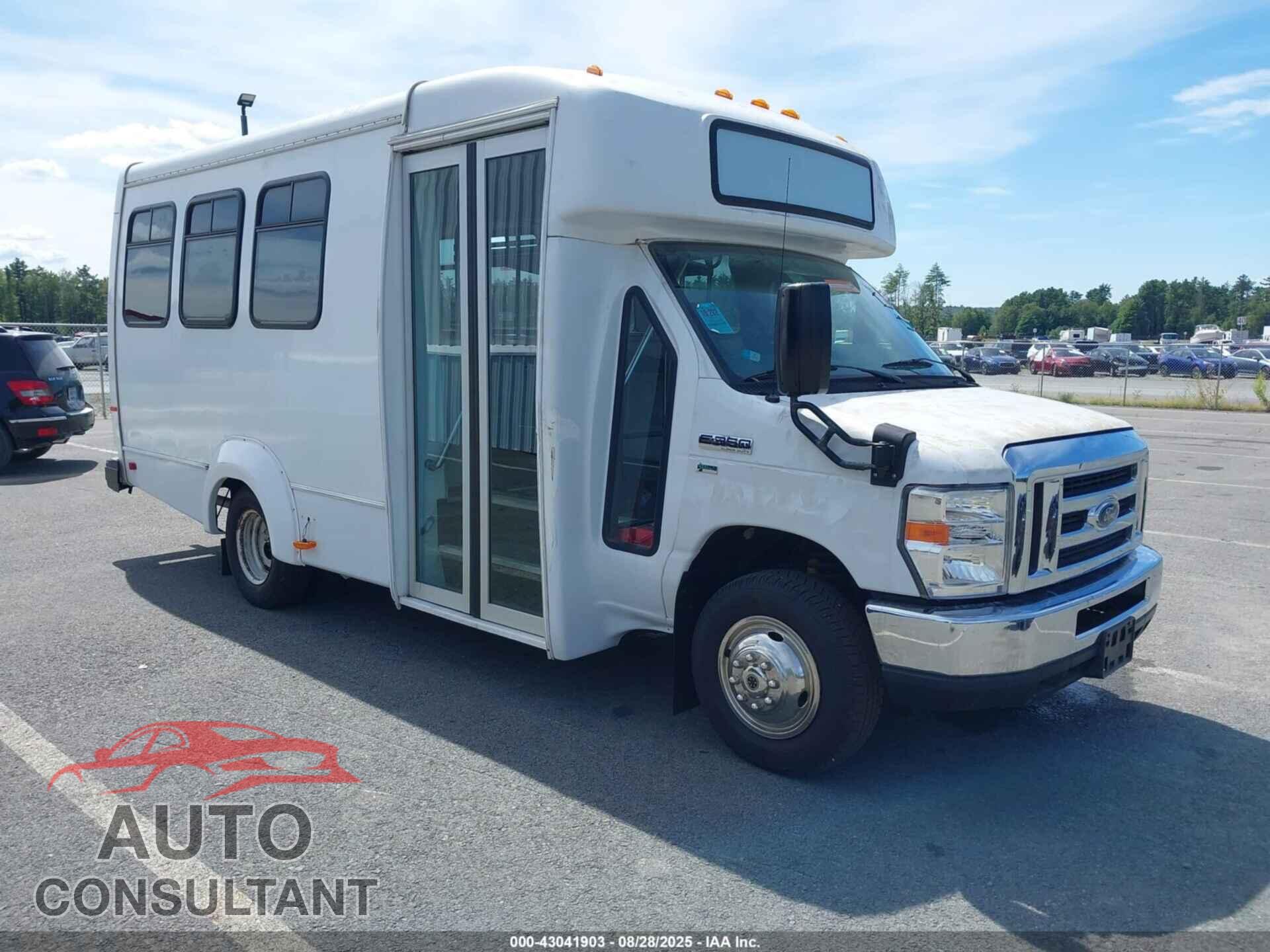 FORD E-350 CUTAWAY 2018 - 1FDEE3F62JDC31122
