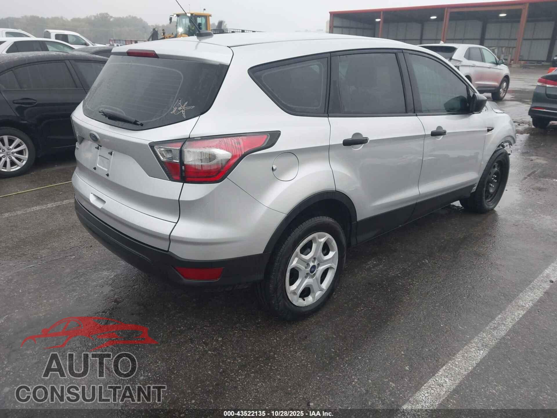 FORD ESCAPE 2017 - 1FMCU0F79HUB89057