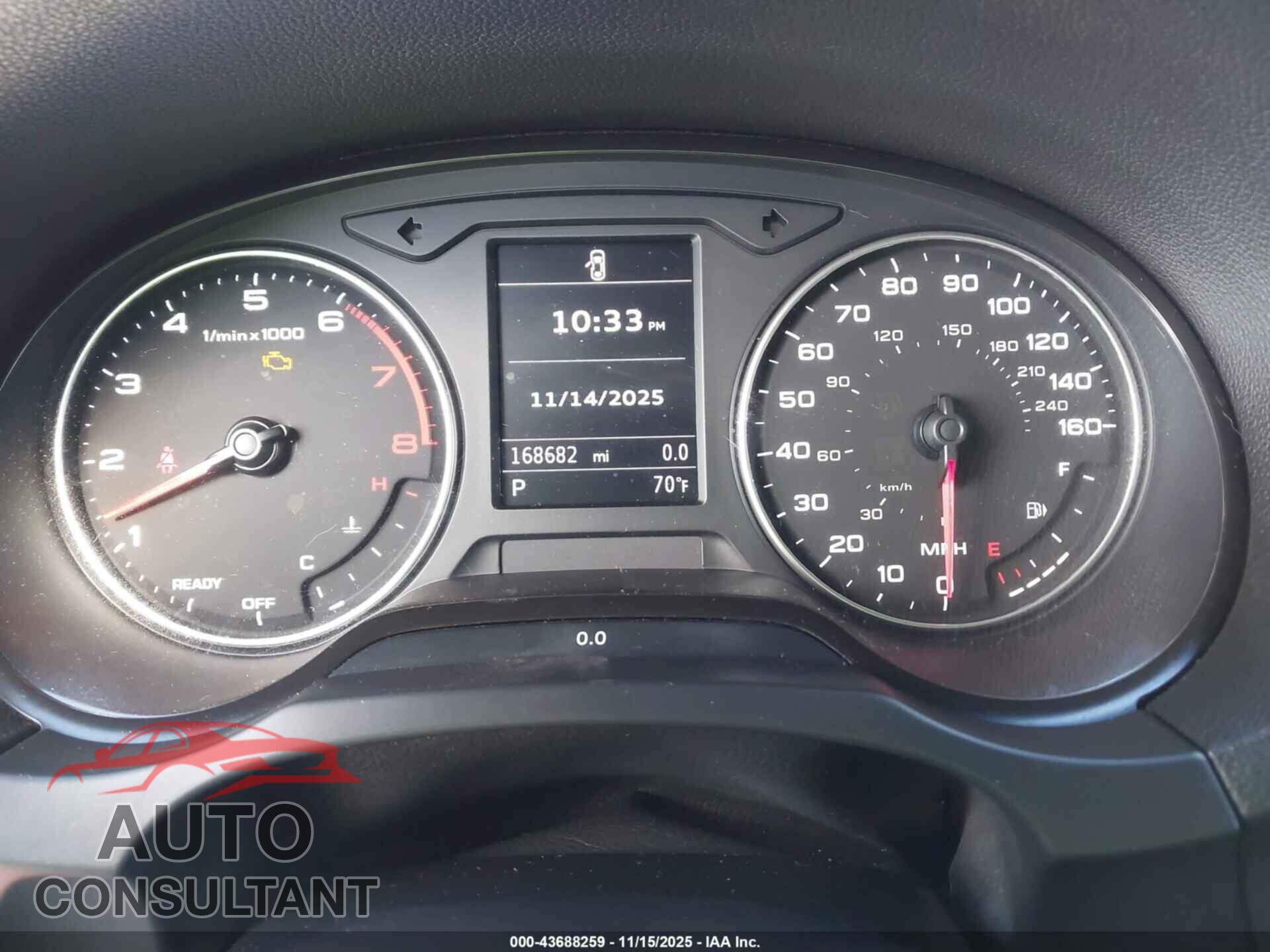 AUDI A3 2016 - WAUA7GFF7G1042302