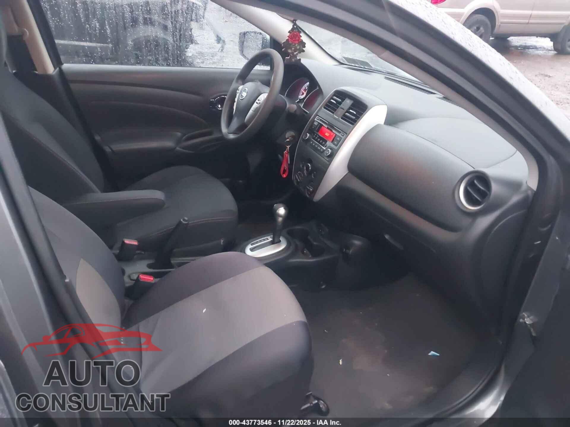 NISSAN VERSA 2017 - 3N1CN7AP6HL821964