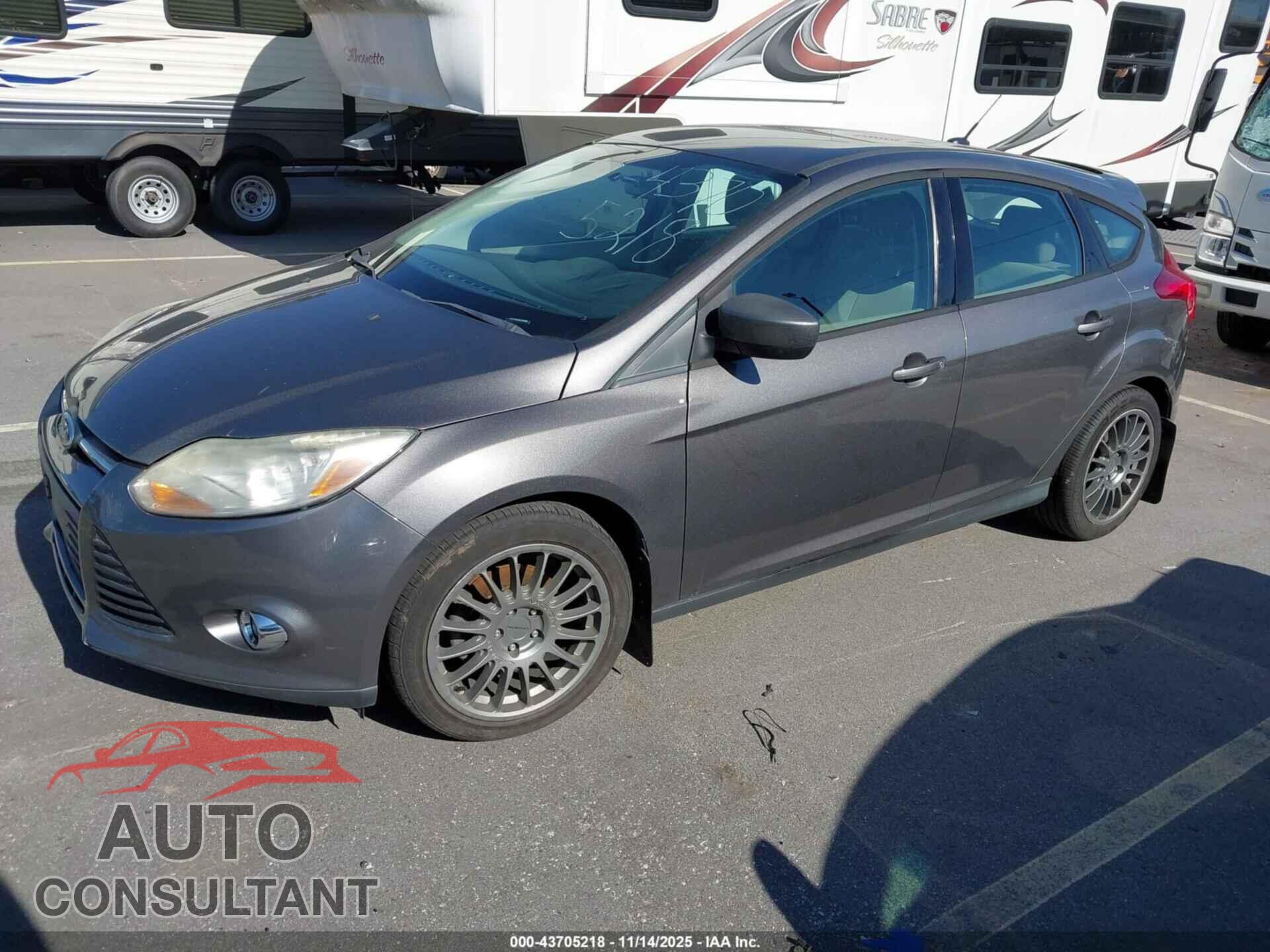 FORD FOCUS 2012 - 1FAHP3K22CL352889