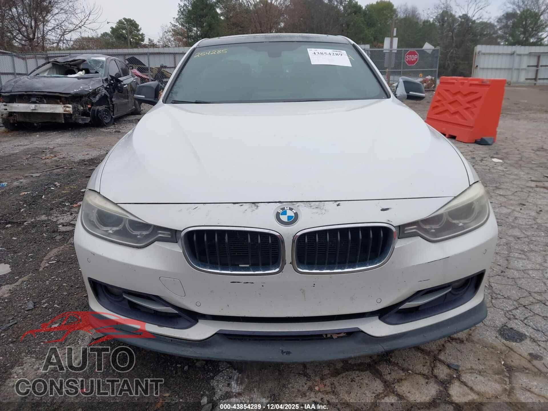 BMW 335I 2013 - WBA3B9C55DF586424