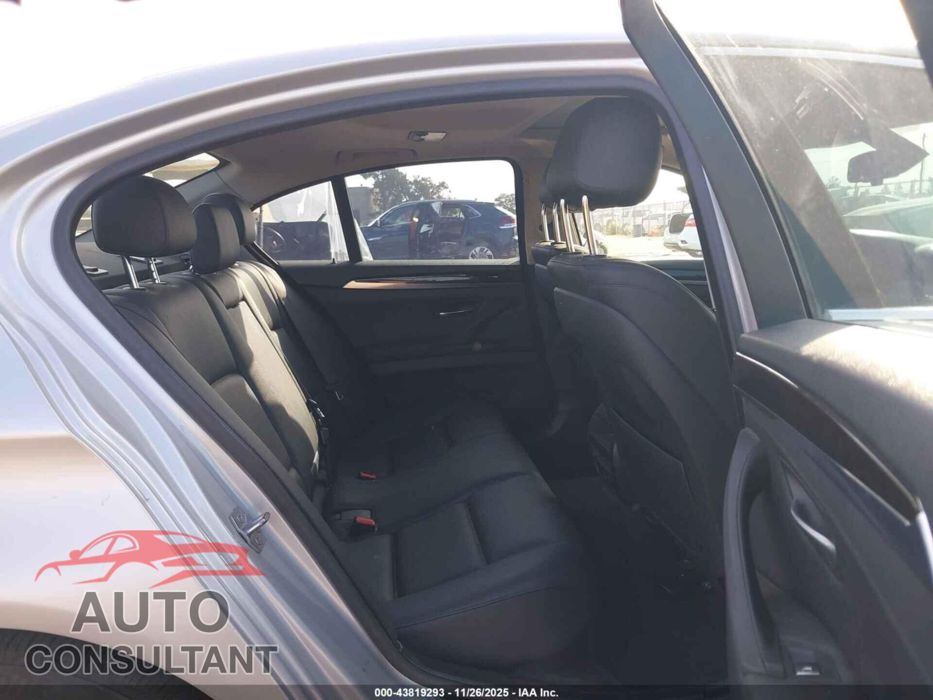 BMW 528I 2014 - WBA5A5C58ED503716