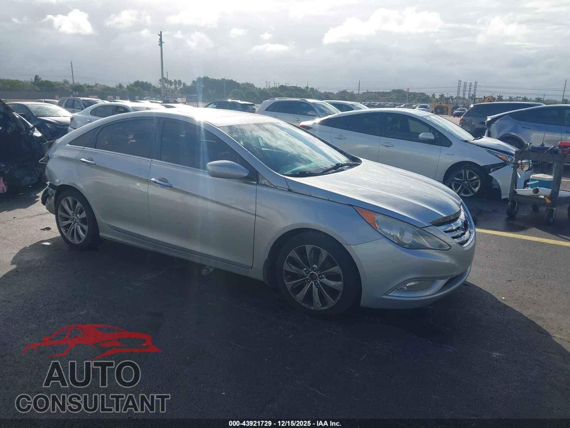 HYUNDAI SONATA 2011 - 5NPEC4AC8BH124648