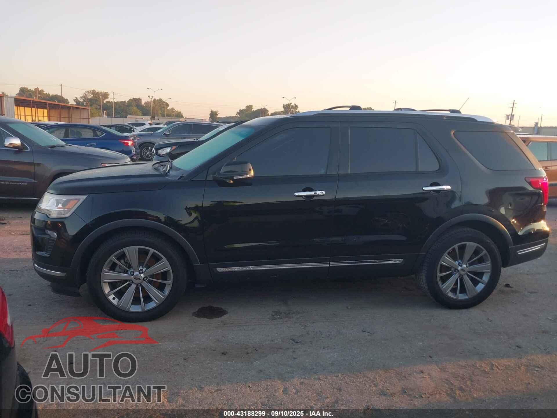 FORD EXPLORER 2018 - 1FM5K7F86JGB66792