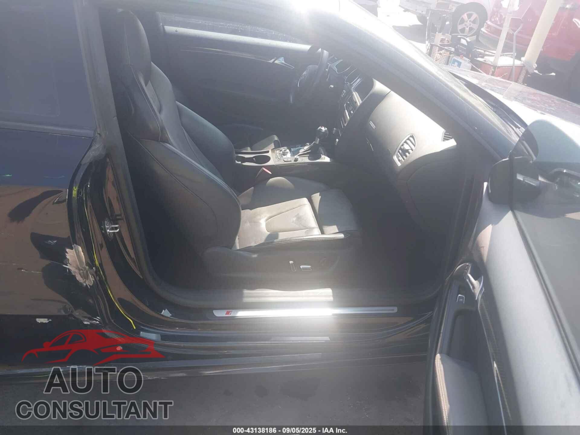 AUDI RS 5 2013 - WUAC6AFR4DA900619